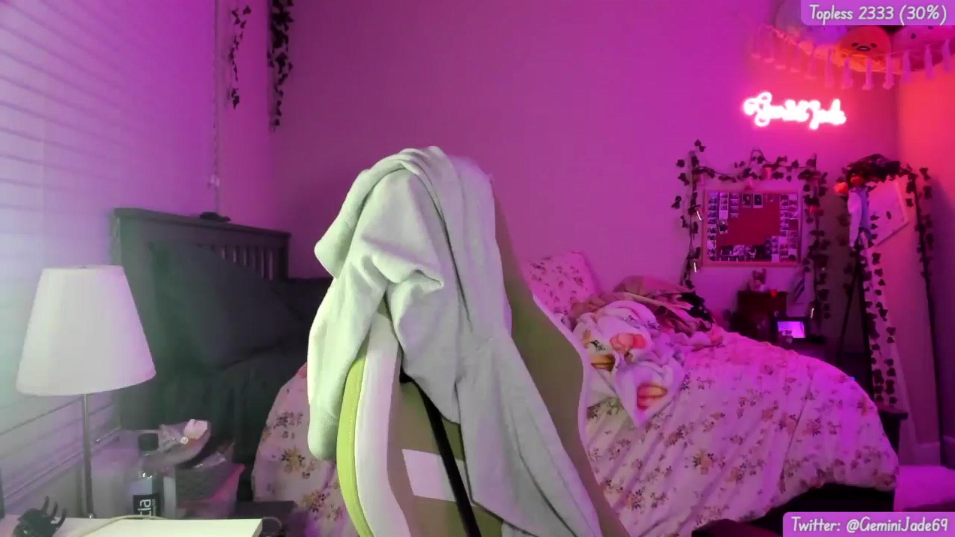 Gallery image thumbnail from GeminiJade69's myfreecams stream on, 05/09/2024, 06:33 image 20 of 20