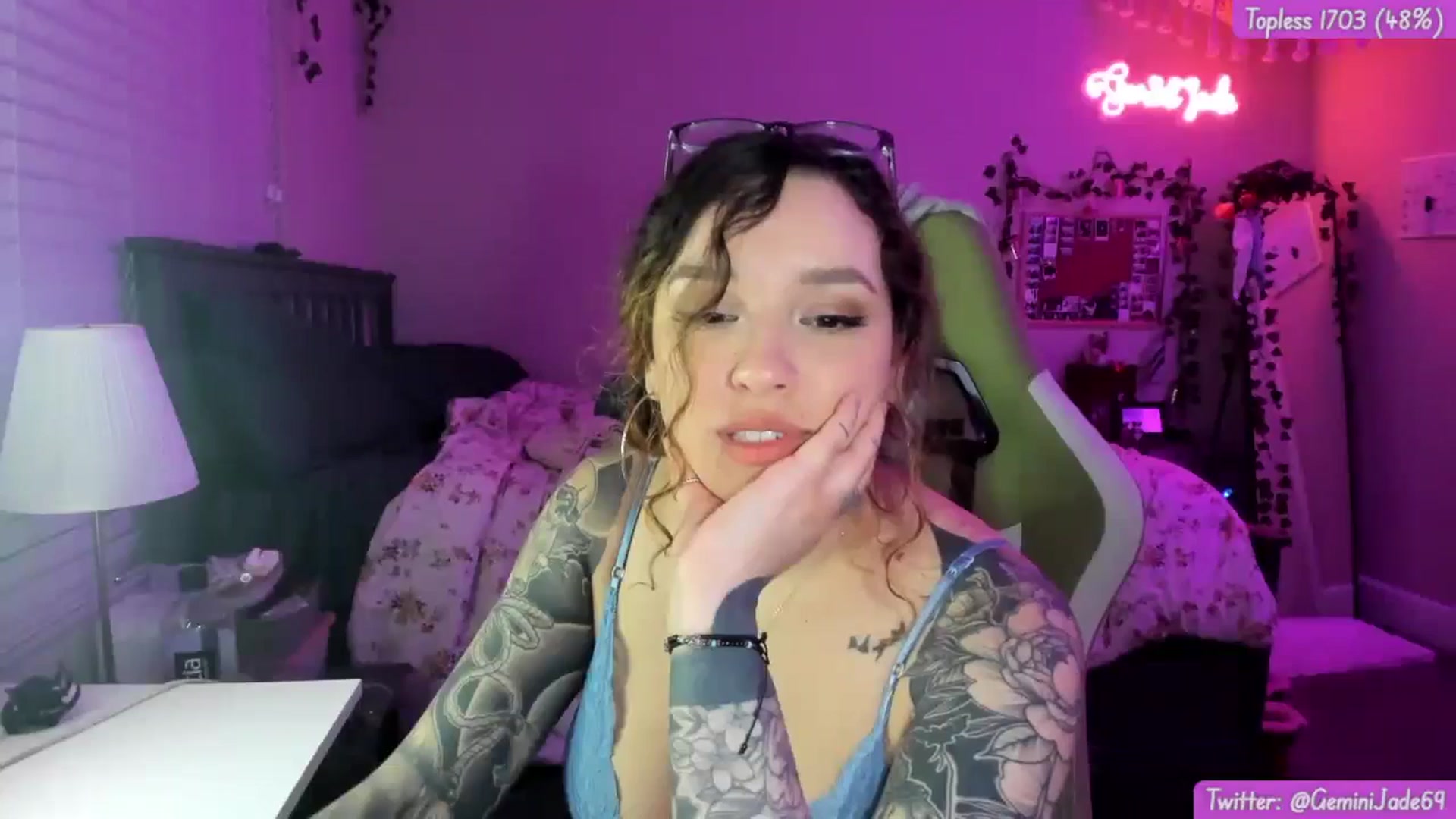 Gallery image thumbnail from GeminiJade69's myfreecams stream on, 05/09/2024, 08:42 image 7 of 20