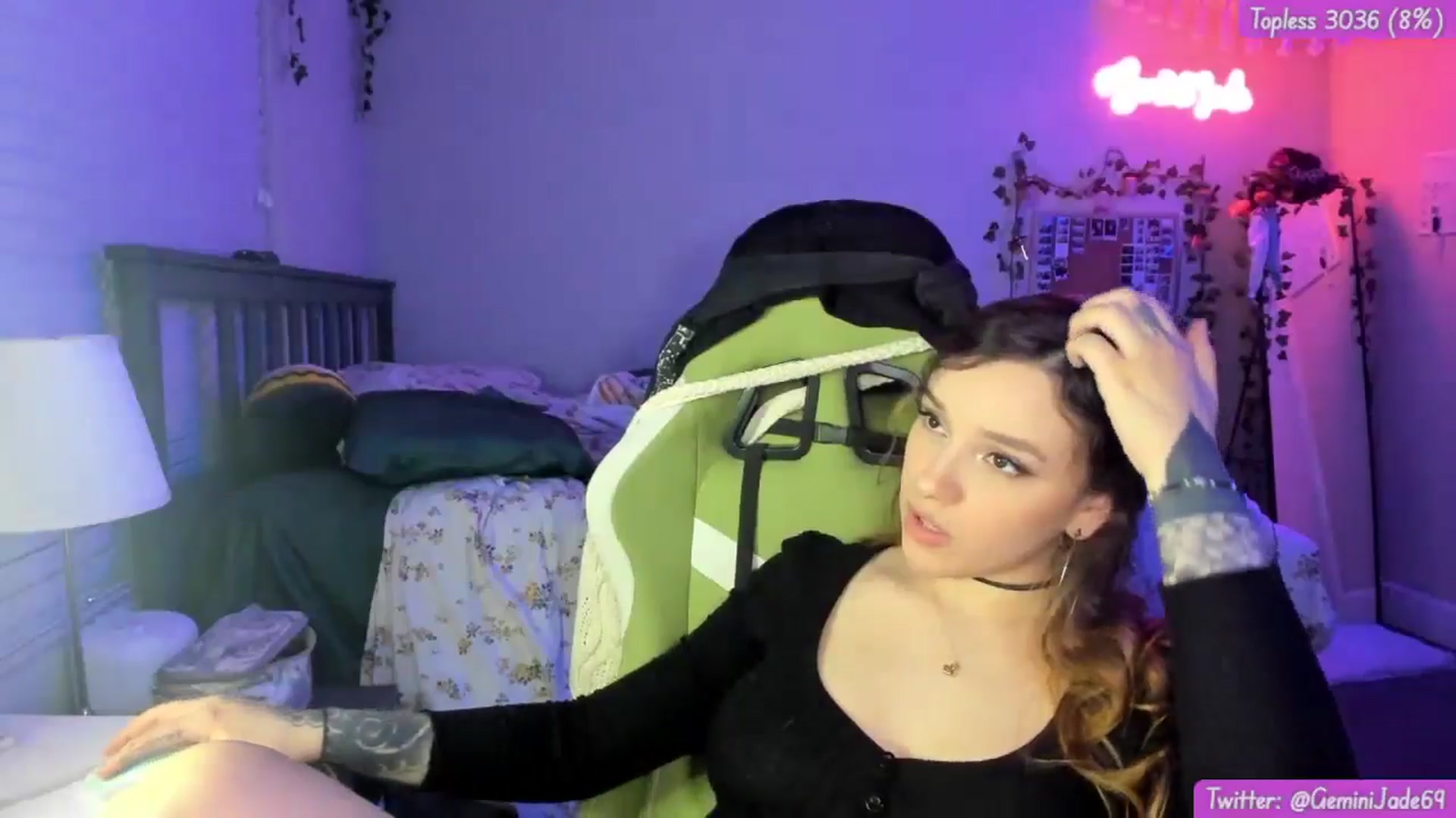 Gallery image thumbnail from GeminiJade69's myfreecams stream on, 05/20/2024, 07:45 image 10 of 20