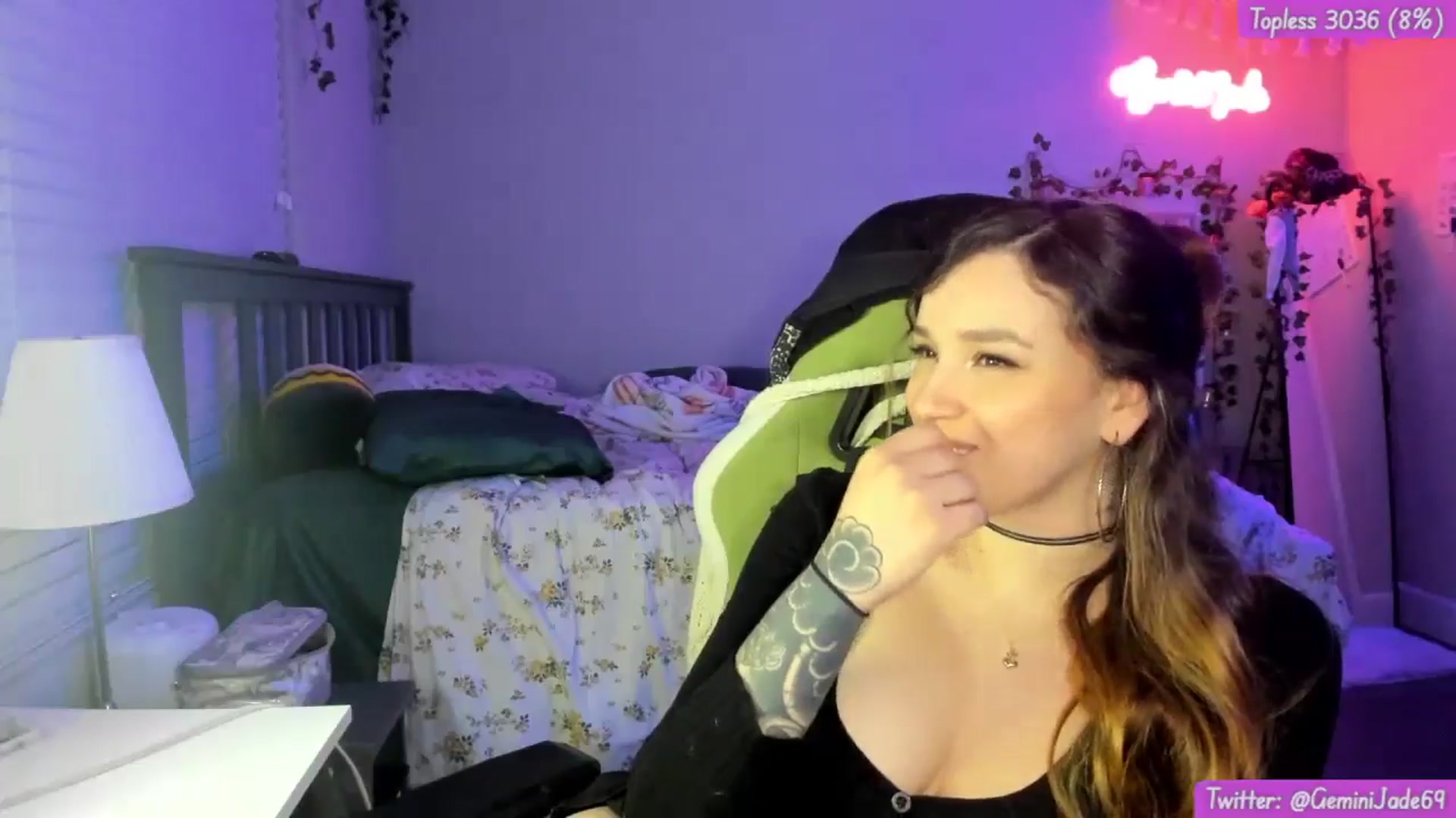 Gallery image thumbnail from GeminiJade69's myfreecams stream on, 05/20/2024, 07:45 image 7 of 20
