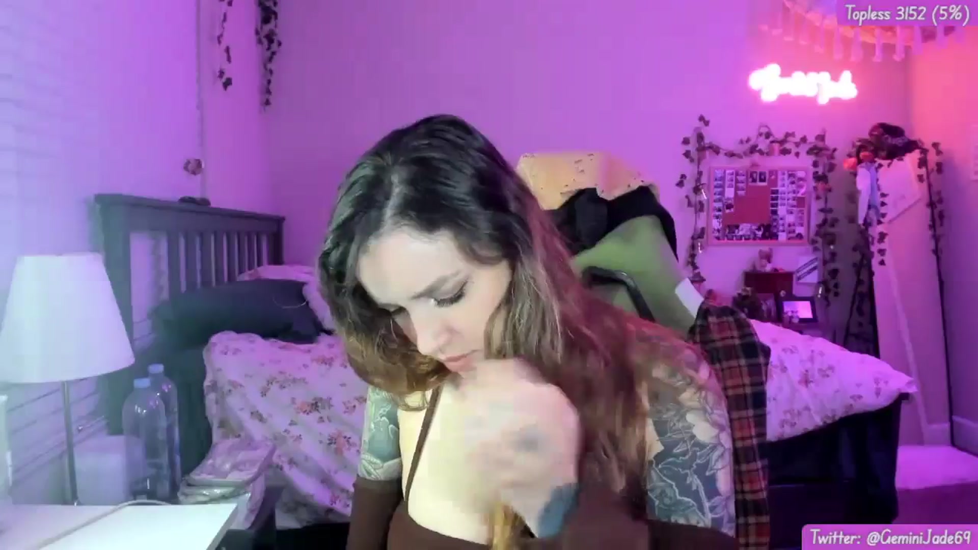 Gallery image thumbnail from GeminiJade69's myfreecams stream on, 05/21/2024, 06:05 image 20 of 20