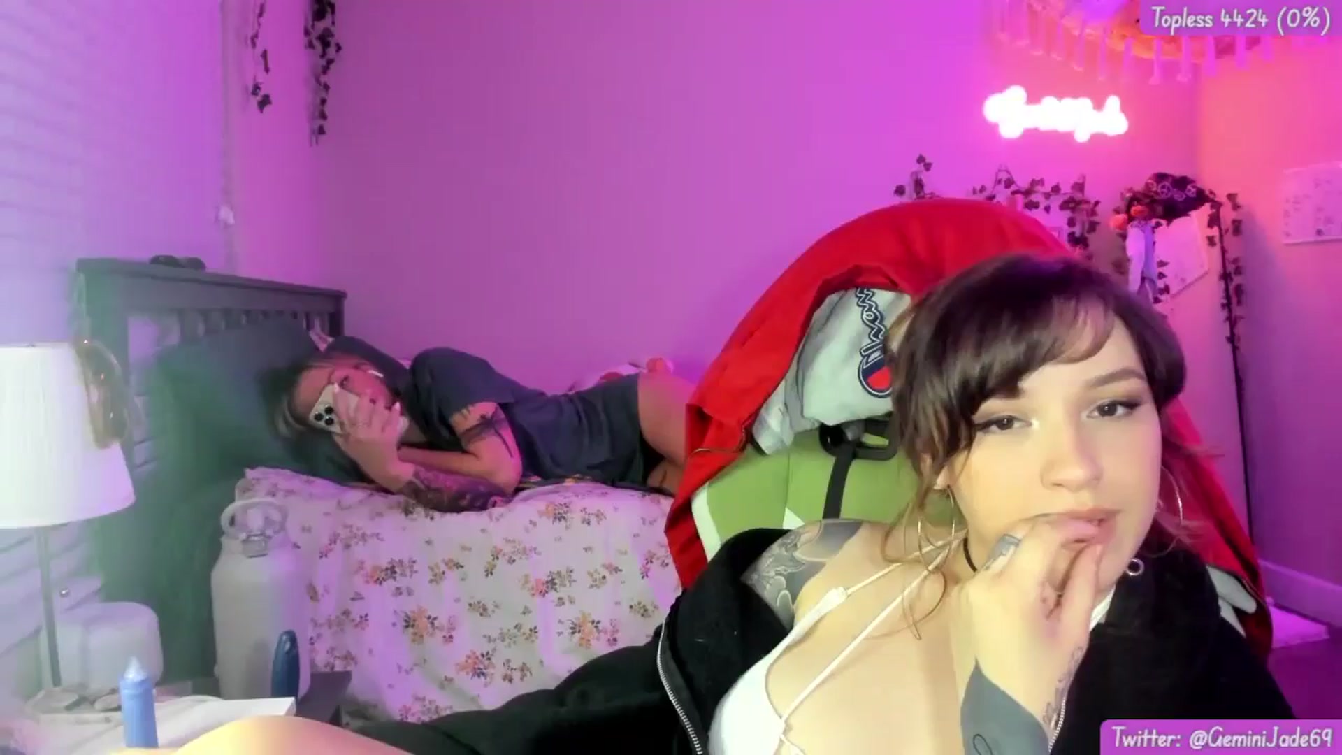 Gallery image thumbnail from GeminiJade69's myfreecams stream on, 05/30/2024, 05:42 image 6 of 20