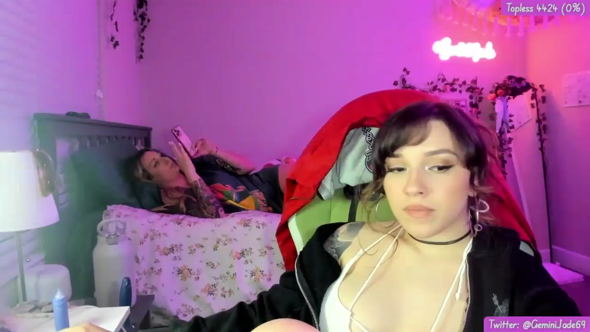 Gallery image thumbnail from GeminiJade69's myfreecams stream on, 05/30/2024, 05:42 image 3 of 20