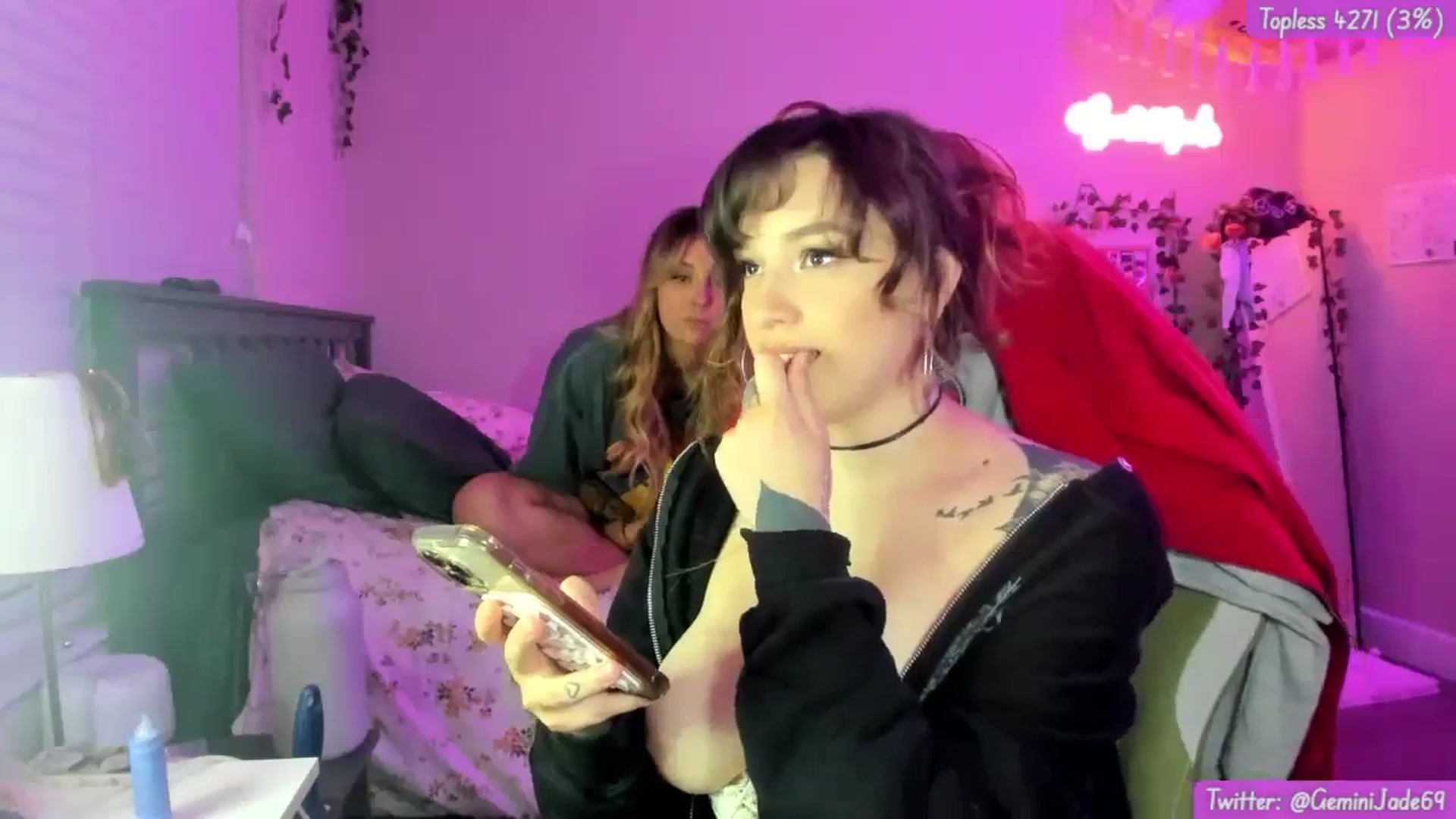Gallery image thumbnail from GeminiJade69's myfreecams stream on, 05/30/2024, 05:42 image 19 of 20
