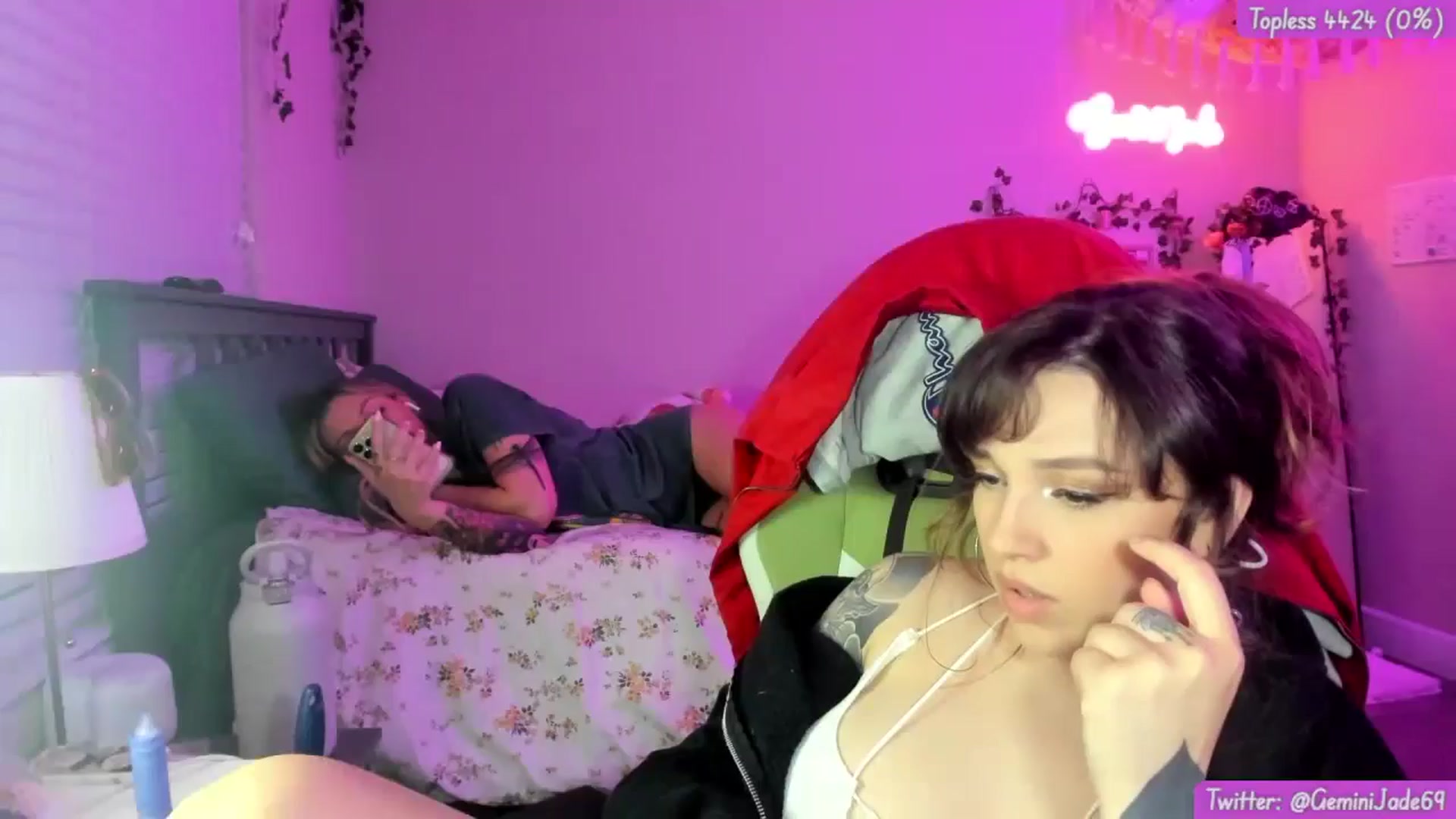 Gallery image thumbnail from GeminiJade69's myfreecams stream on, 05/30/2024, 05:42 image 8 of 20