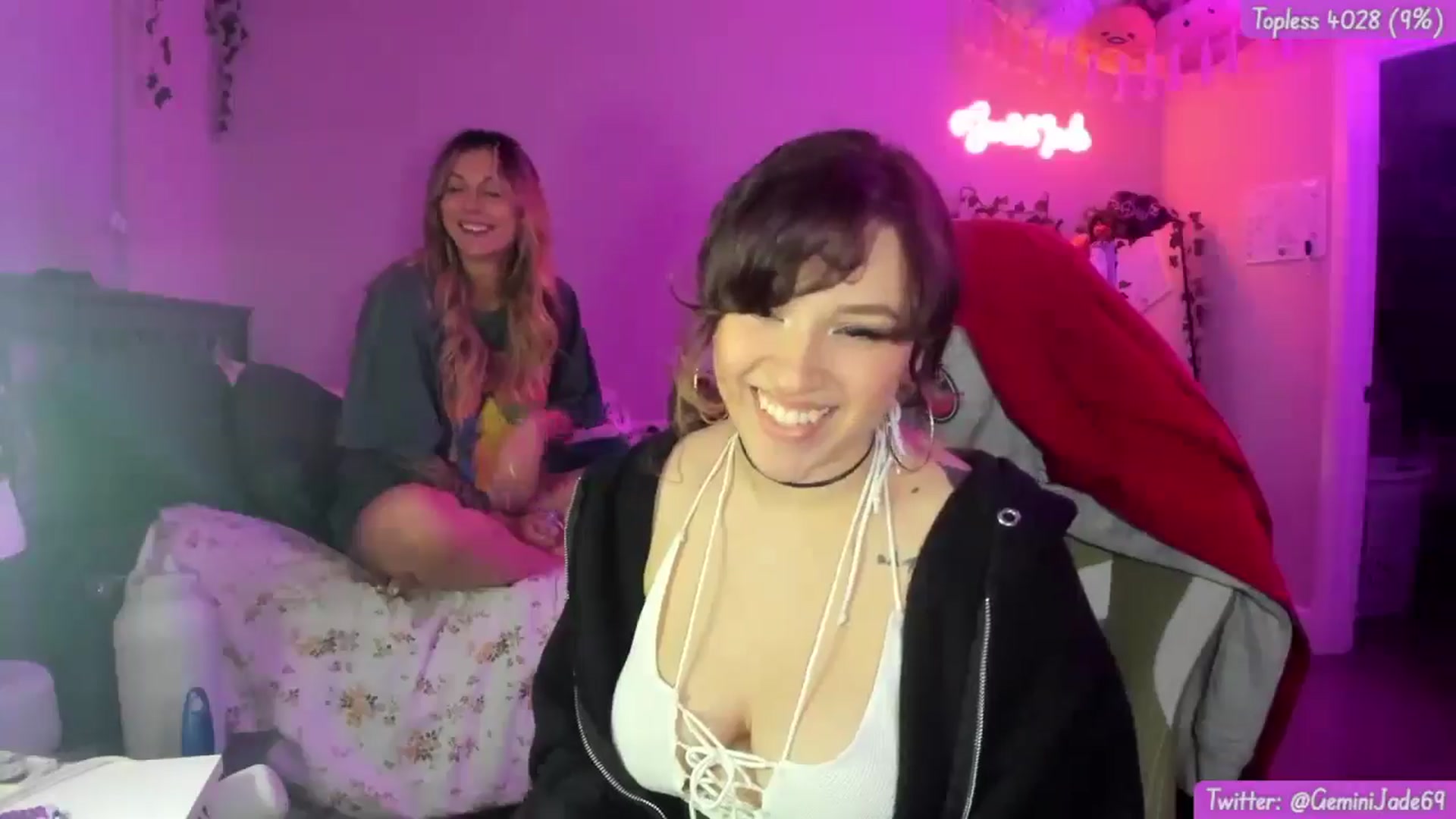 Gallery image thumbnail from GeminiJade69's myfreecams stream on, 05/30/2024, 07:55 image 10 of 20