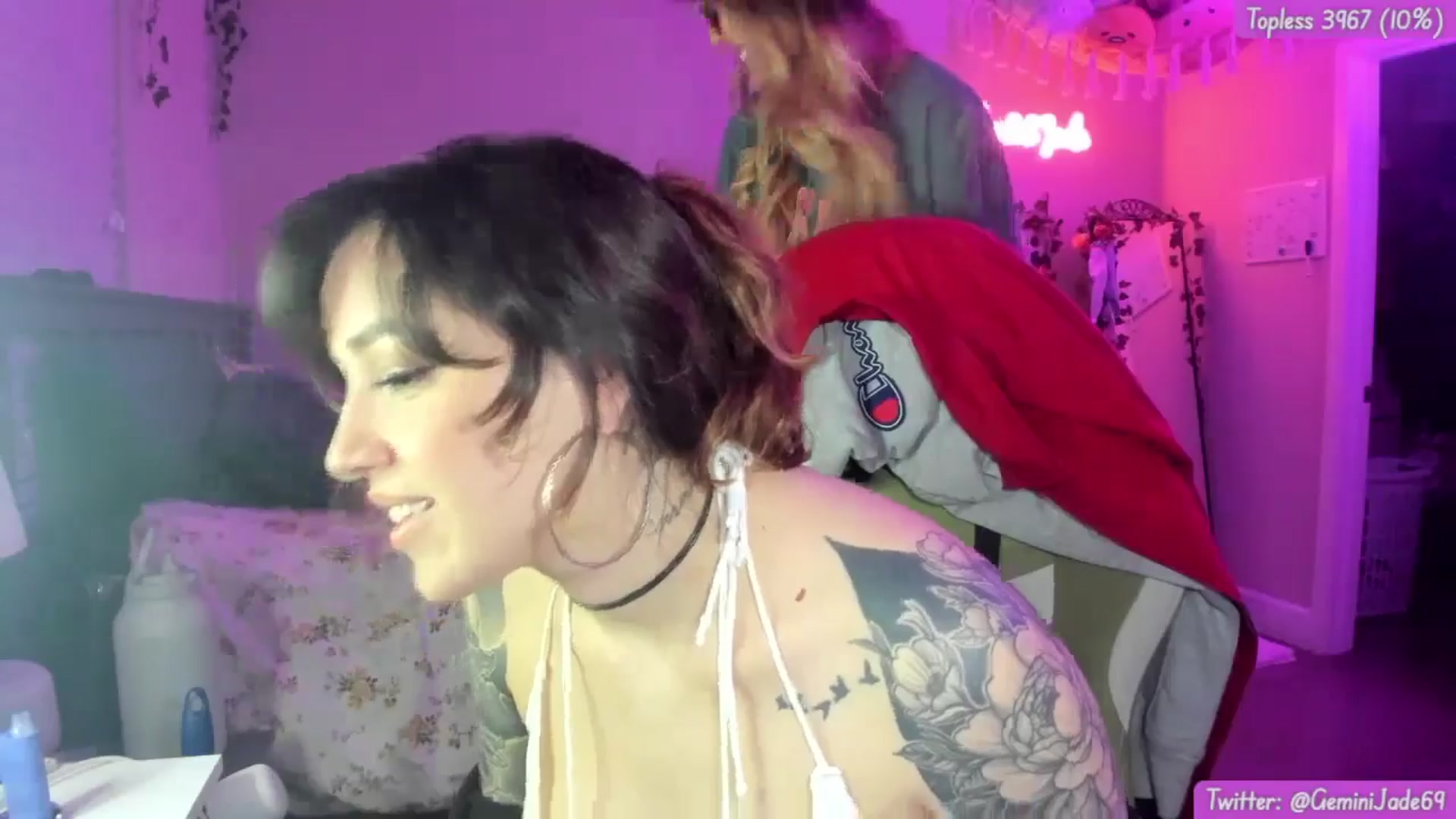 Gallery image thumbnail from GeminiJade69's myfreecams stream on, 05/30/2024, 07:55 image 14 of 20