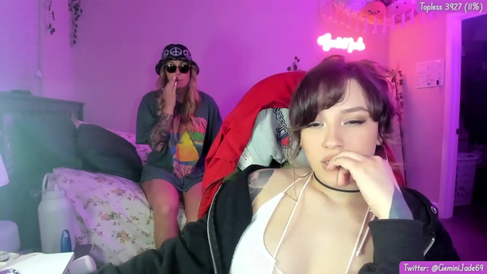 Gallery image thumbnail from GeminiJade69's myfreecams stream on, 05/30/2024, 07:55 image 15 of 20