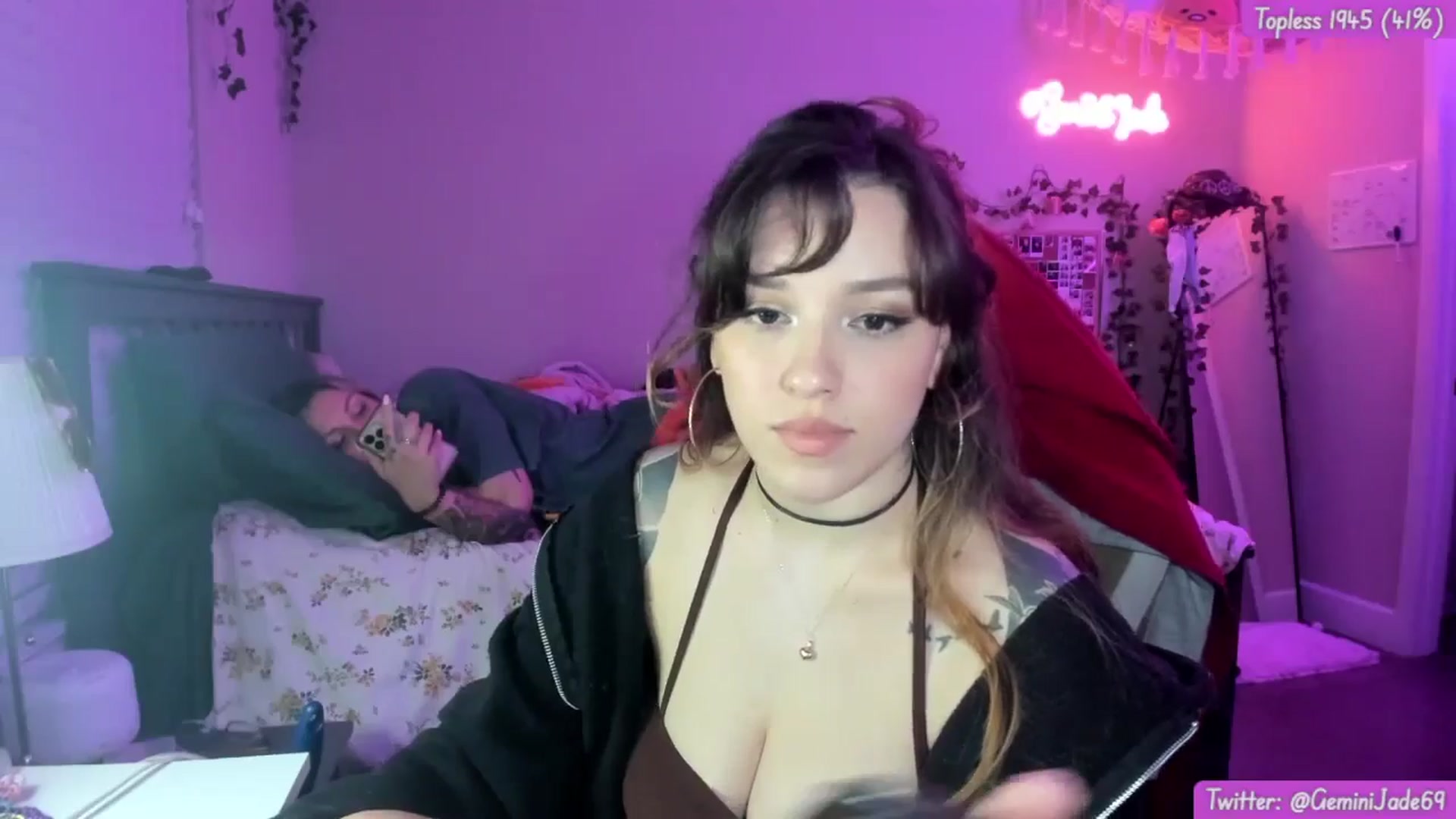 Gallery image thumbnail from GeminiJade69's myfreecams stream on, 05/31/2024, 05:54 image 16 of 20