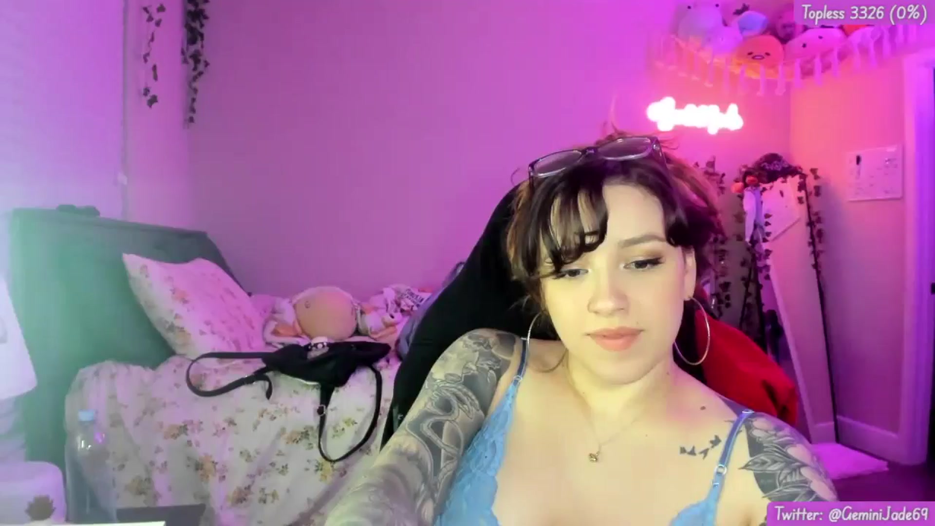 Gallery image thumbnail from GeminiJade69's myfreecams stream on, 06/07/2024, 05:18 image 1 of 20