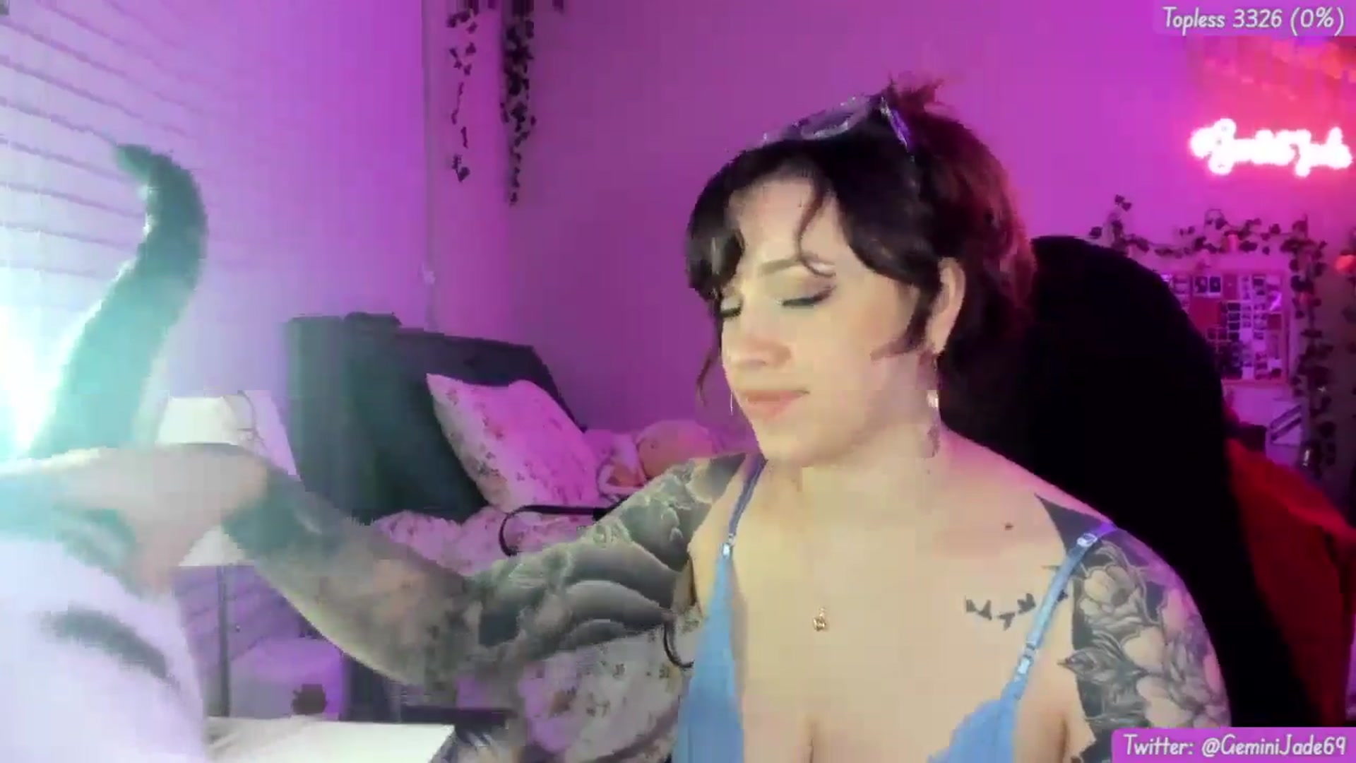 Gallery image thumbnail from GeminiJade69's myfreecams stream on, 06/07/2024, 05:18 image 2 of 20