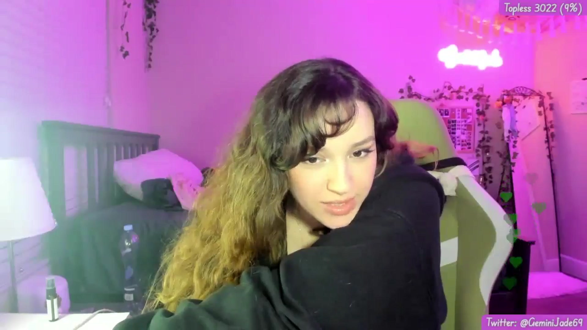 Gallery image thumbnail from GeminiJade69's myfreecams stream on, 06/17/2024, 07:18 image 4 of 20