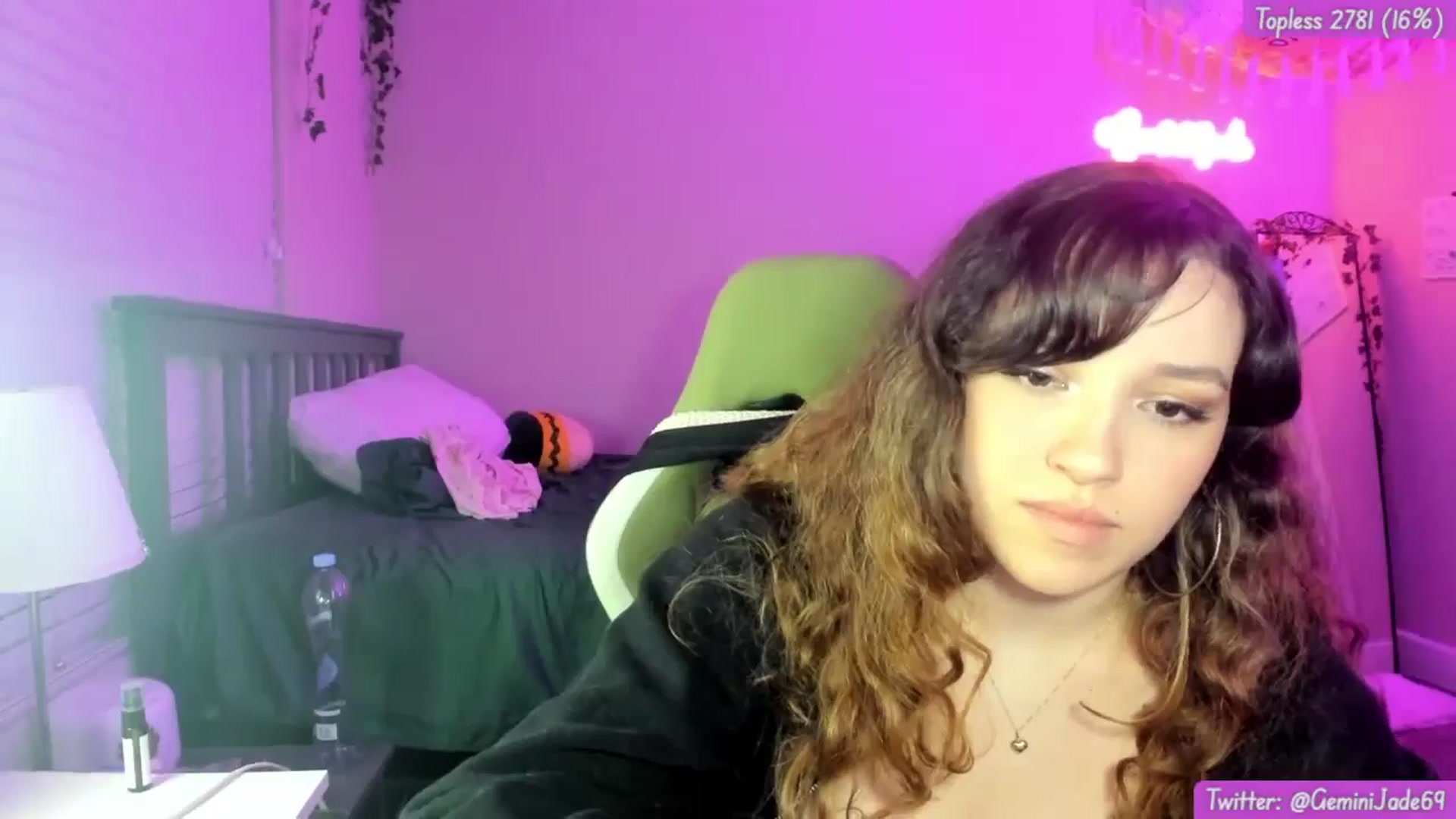 Gallery image thumbnail from GeminiJade69's myfreecams stream on, 06/17/2024, 07:18 image 7 of 20