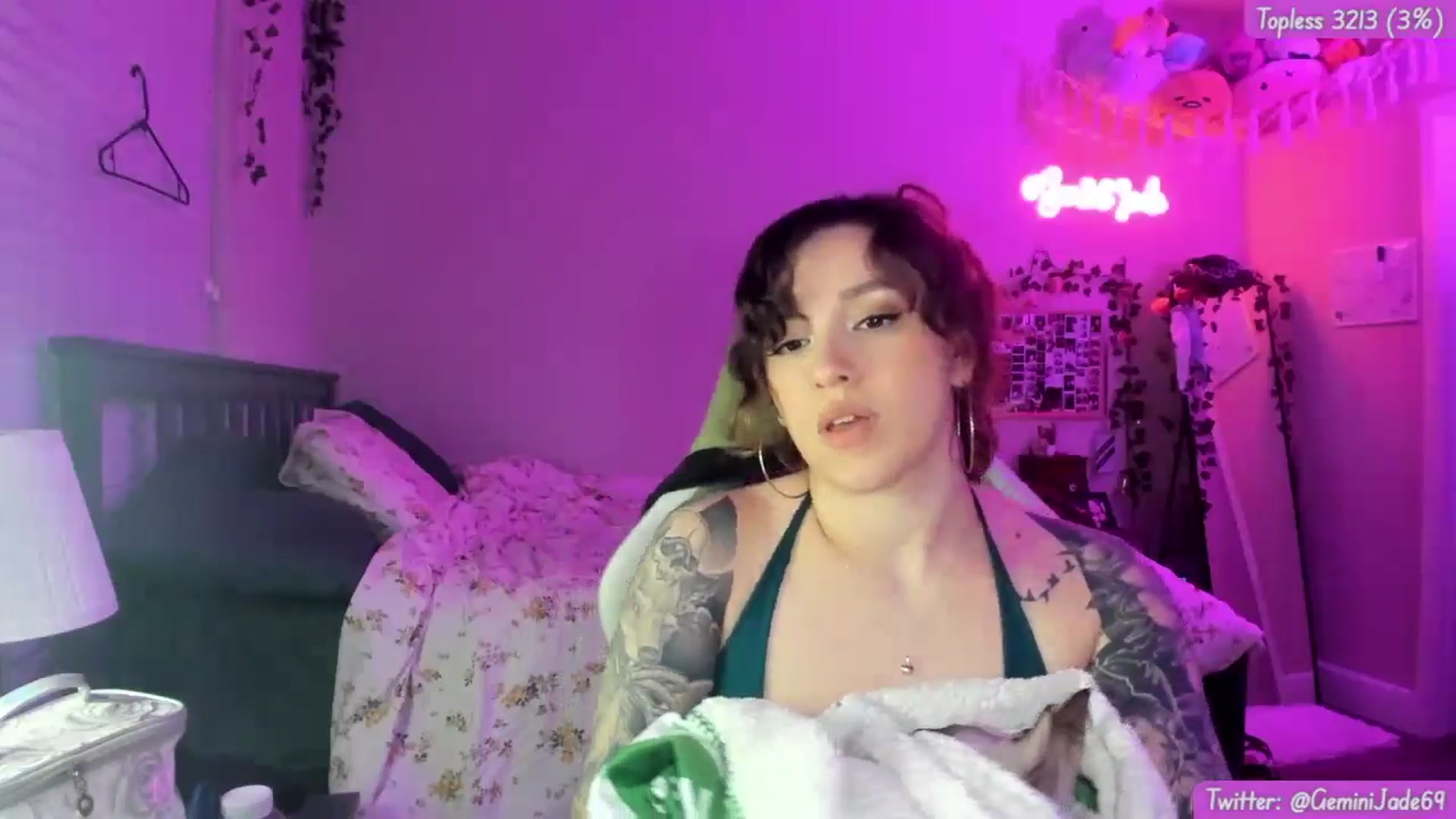 Gallery image thumbnail from GeminiJade69's myfreecams stream on, 06/24/2024, 06:39 image 14 of 20
