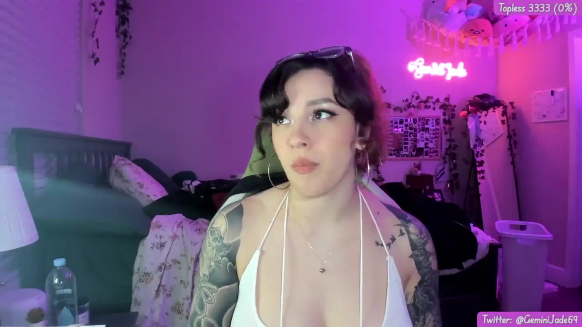 Gallery image thumbnail from GeminiJade69's myfreecams stream on, 06/26/2024, 05:10 image 2 of 20