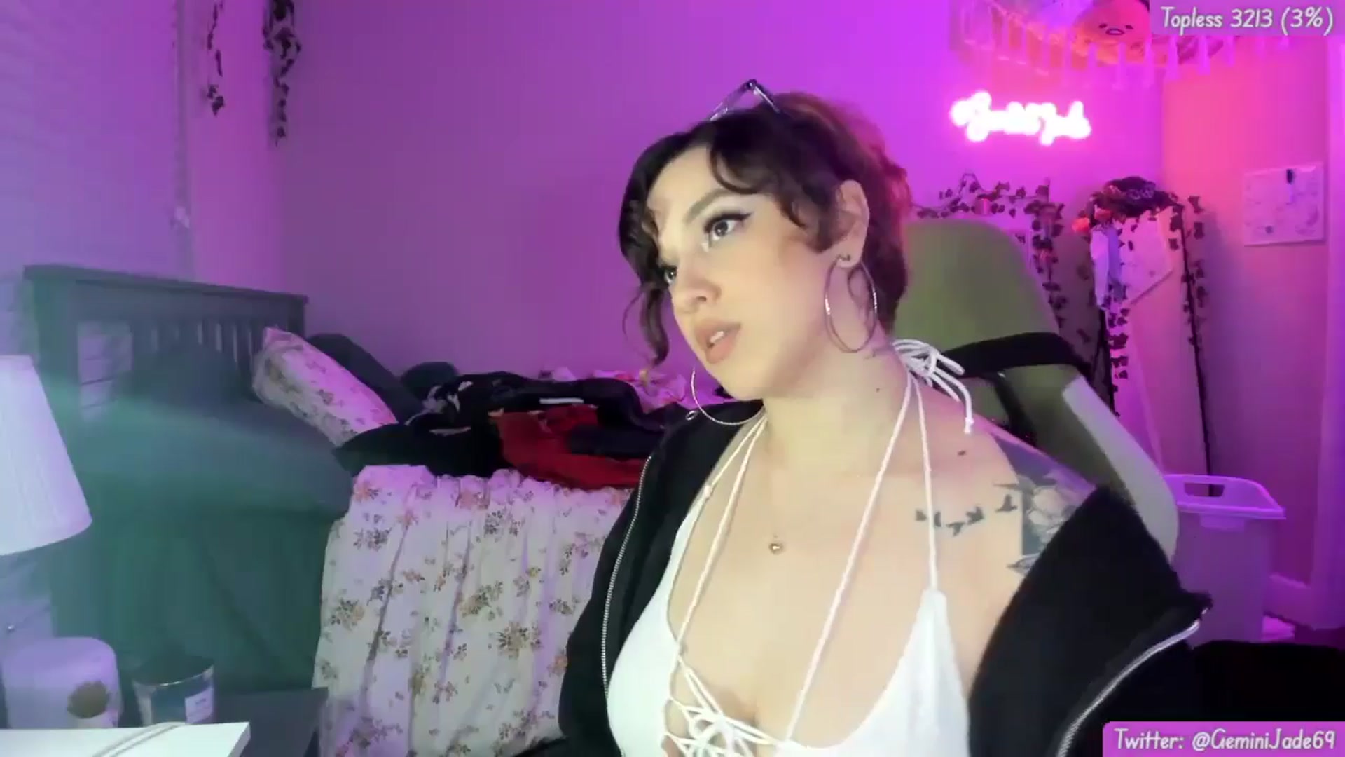 Gallery image thumbnail from GeminiJade69's myfreecams stream on, 06/26/2024, 06:28 image 4 of 20