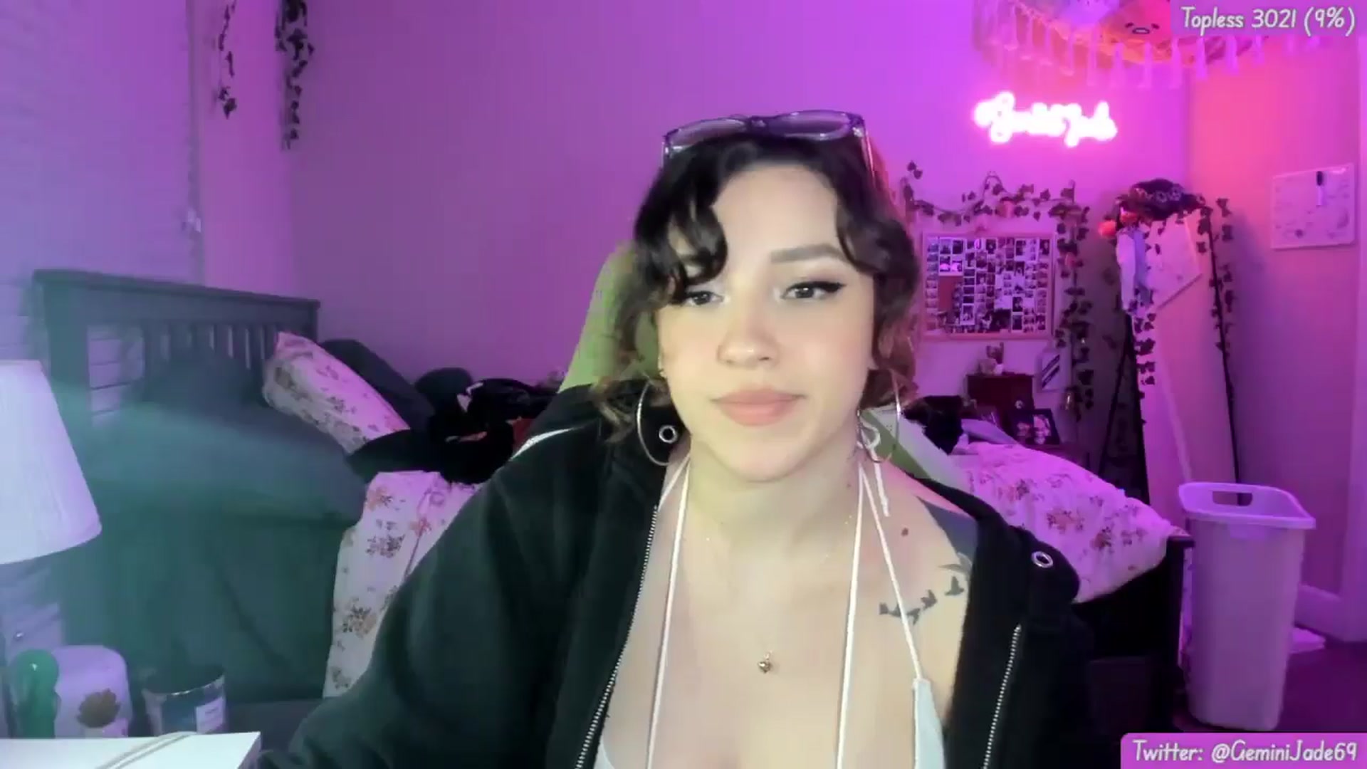 Gallery image thumbnail from GeminiJade69's myfreecams stream on, 06/26/2024, 06:28 image 18 of 20