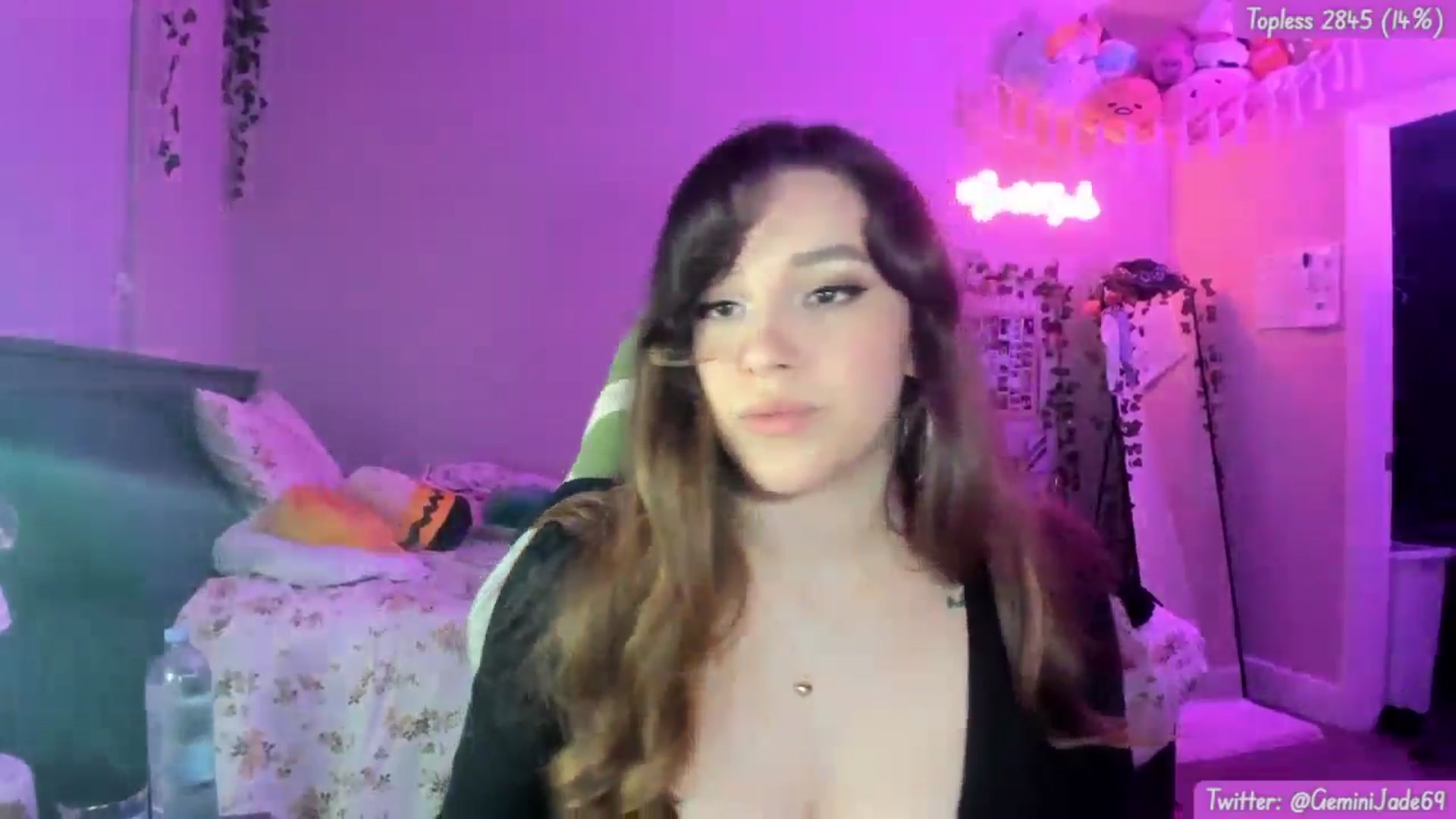 Gallery image thumbnail from GeminiJade69's myfreecams stream on, 06/30/2024, 06:19 image 18 of 20