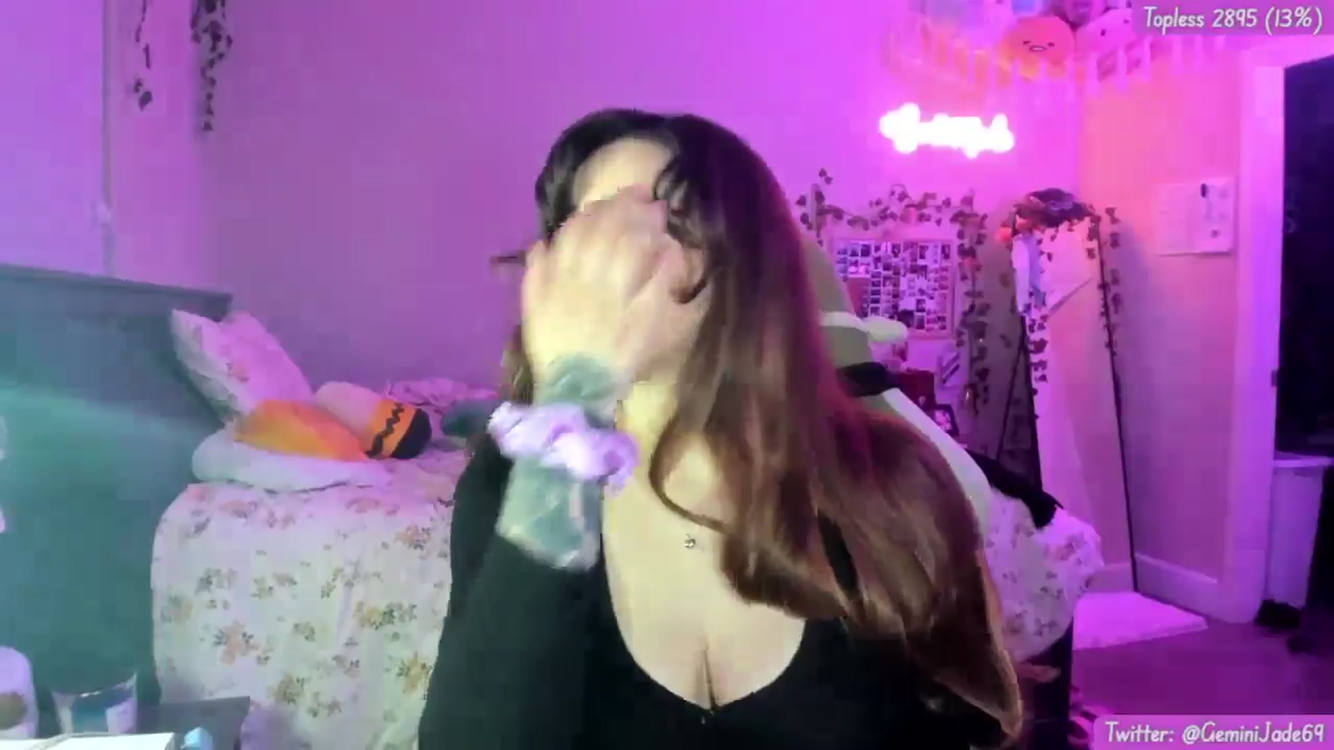 Gallery image thumbnail from GeminiJade69's myfreecams stream on, 06/30/2024, 06:19 image 4 of 20