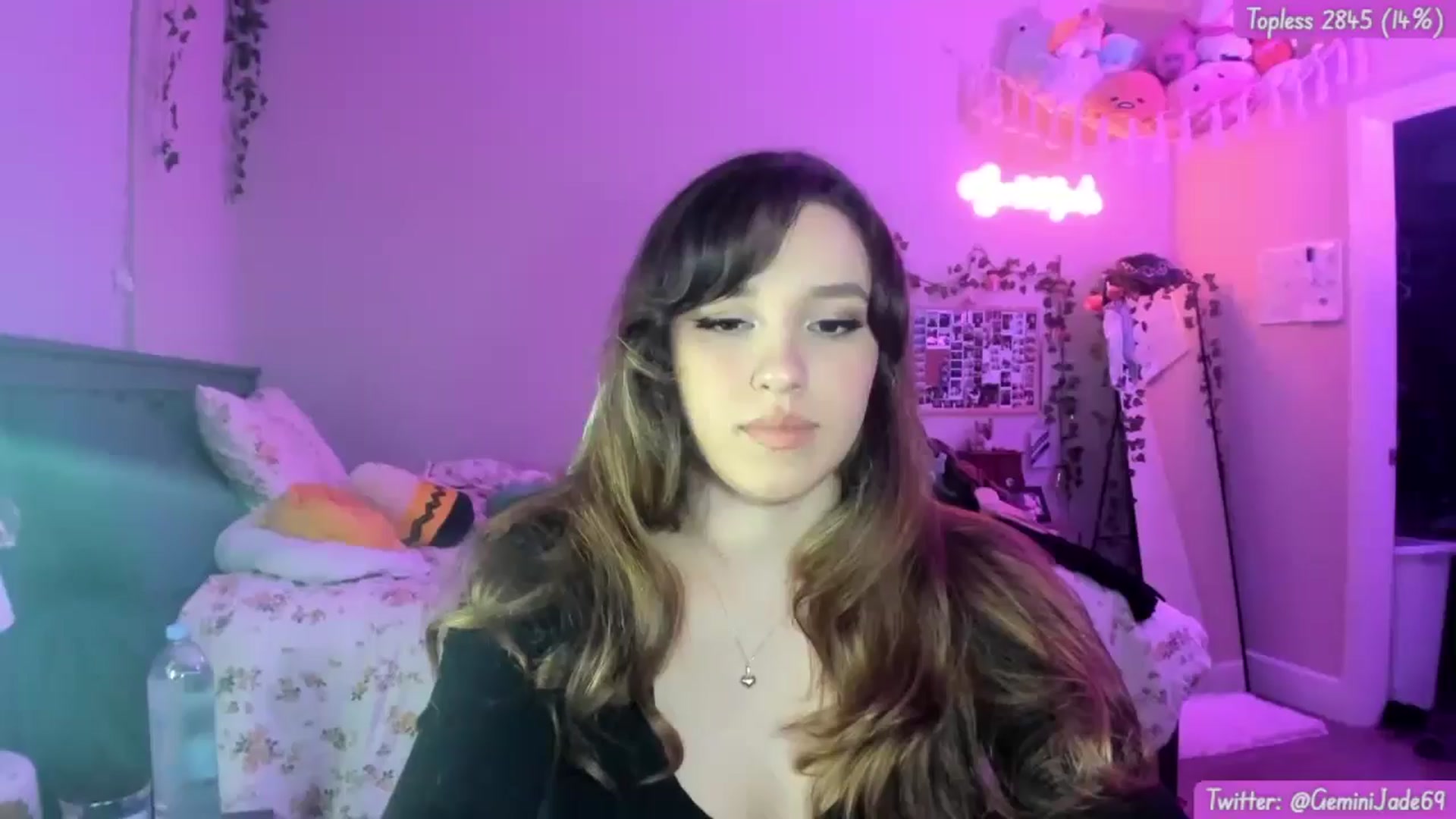 Gallery image thumbnail from GeminiJade69's myfreecams stream on, 06/30/2024, 06:41 image 2 of 20