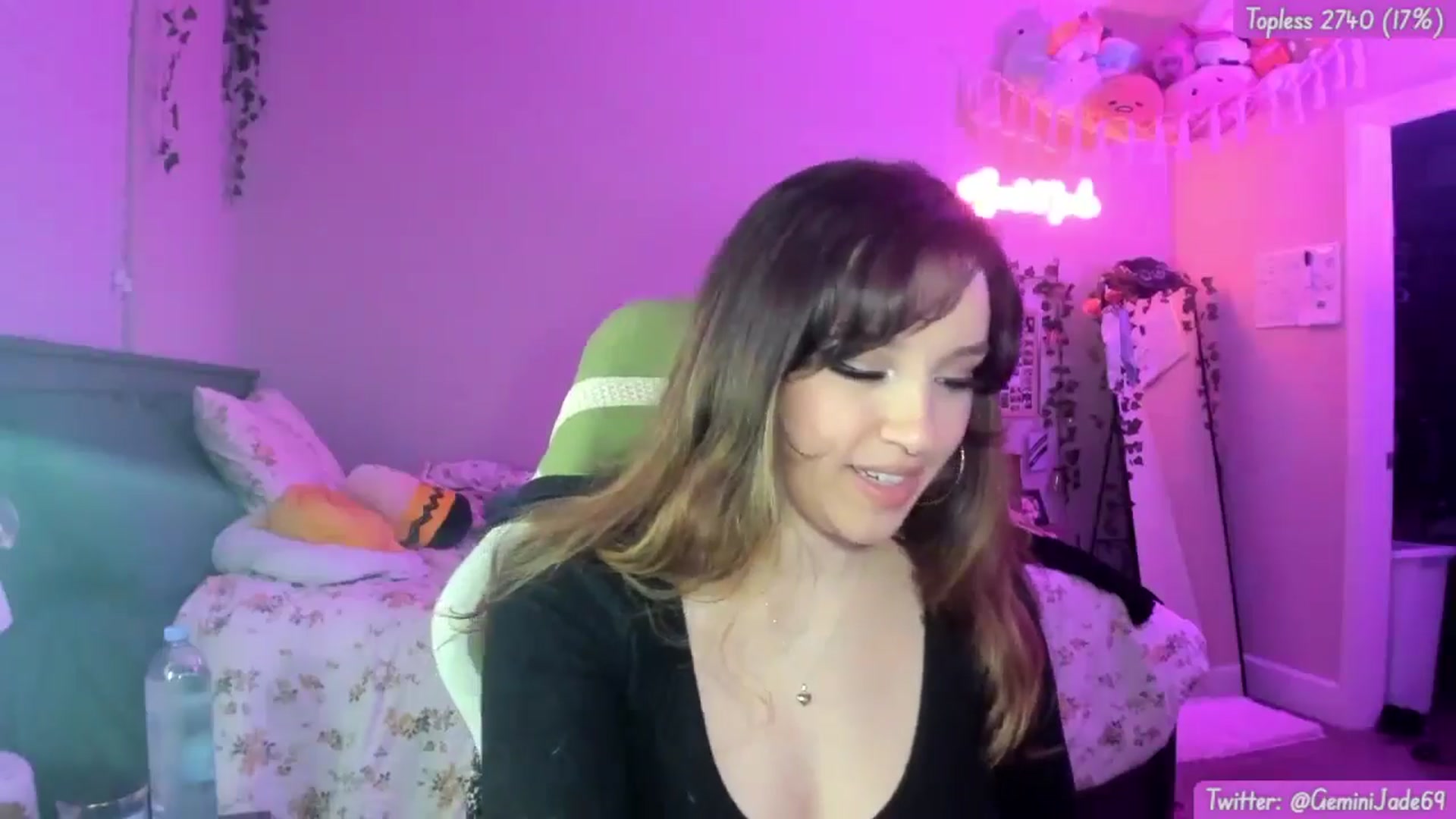 Gallery image thumbnail from GeminiJade69's myfreecams stream on, 06/30/2024, 06:41 image 7 of 20