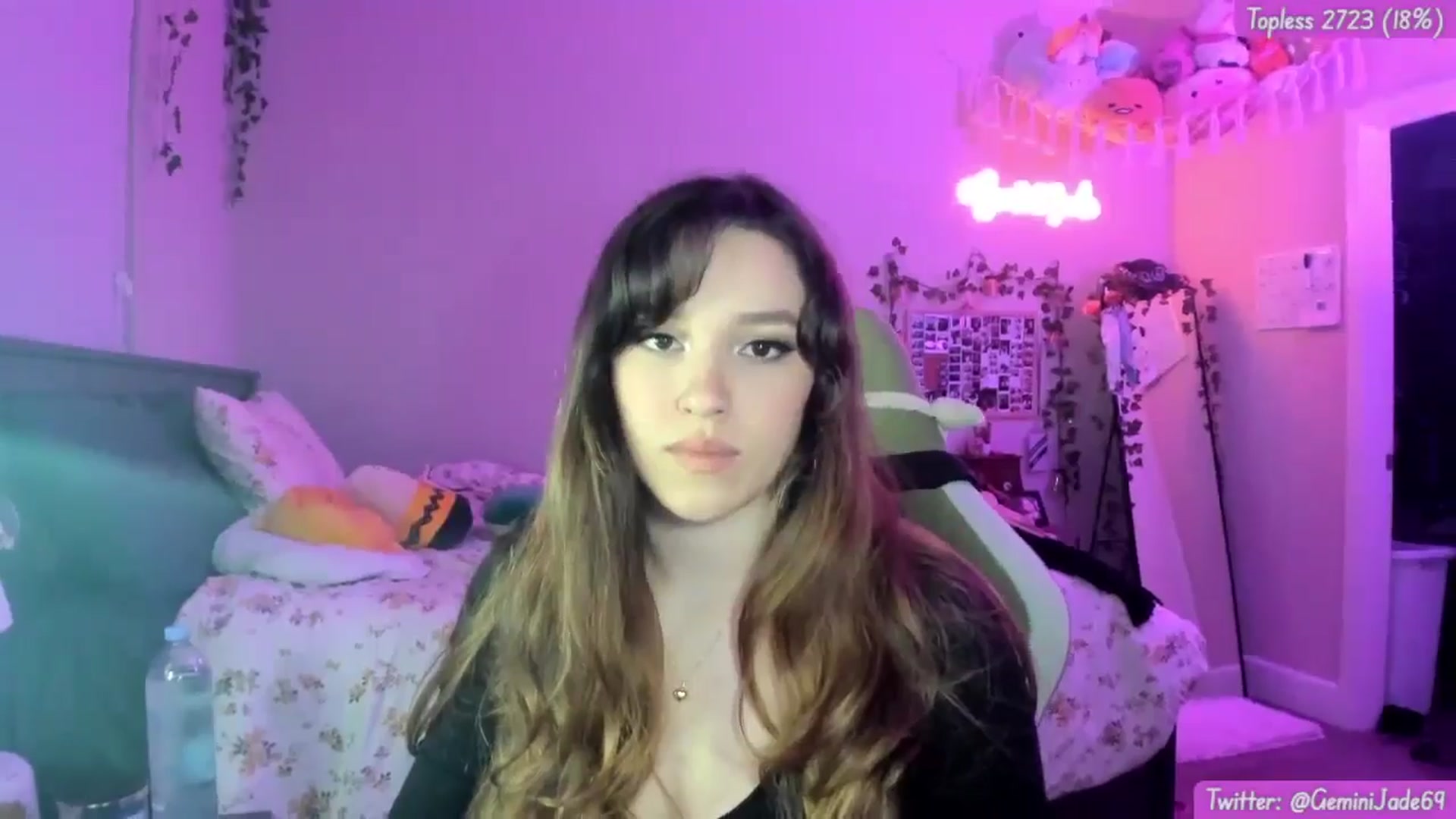 Gallery image thumbnail from GeminiJade69's myfreecams stream on, 06/30/2024, 06:41 image 17 of 20