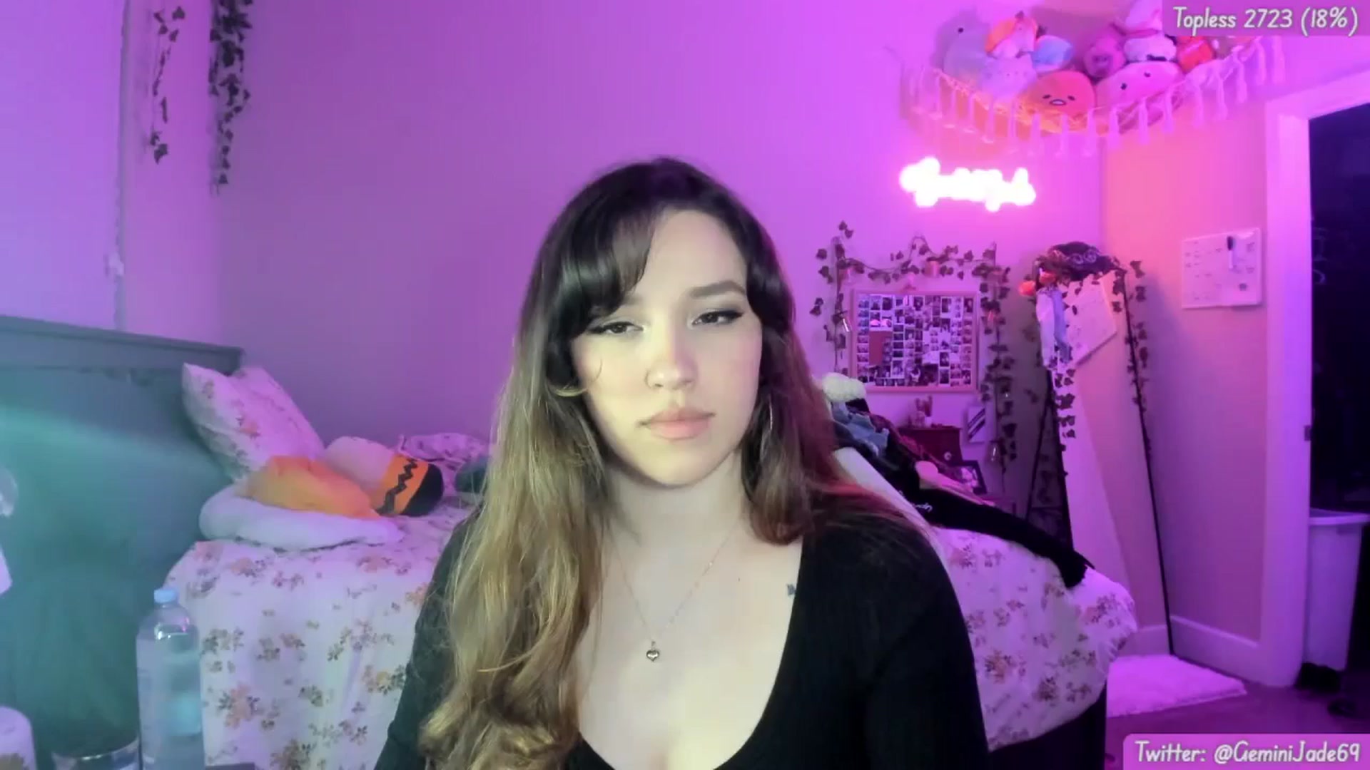 Gallery image thumbnail from GeminiJade69's myfreecams stream on, 06/30/2024, 06:41 image 19 of 20