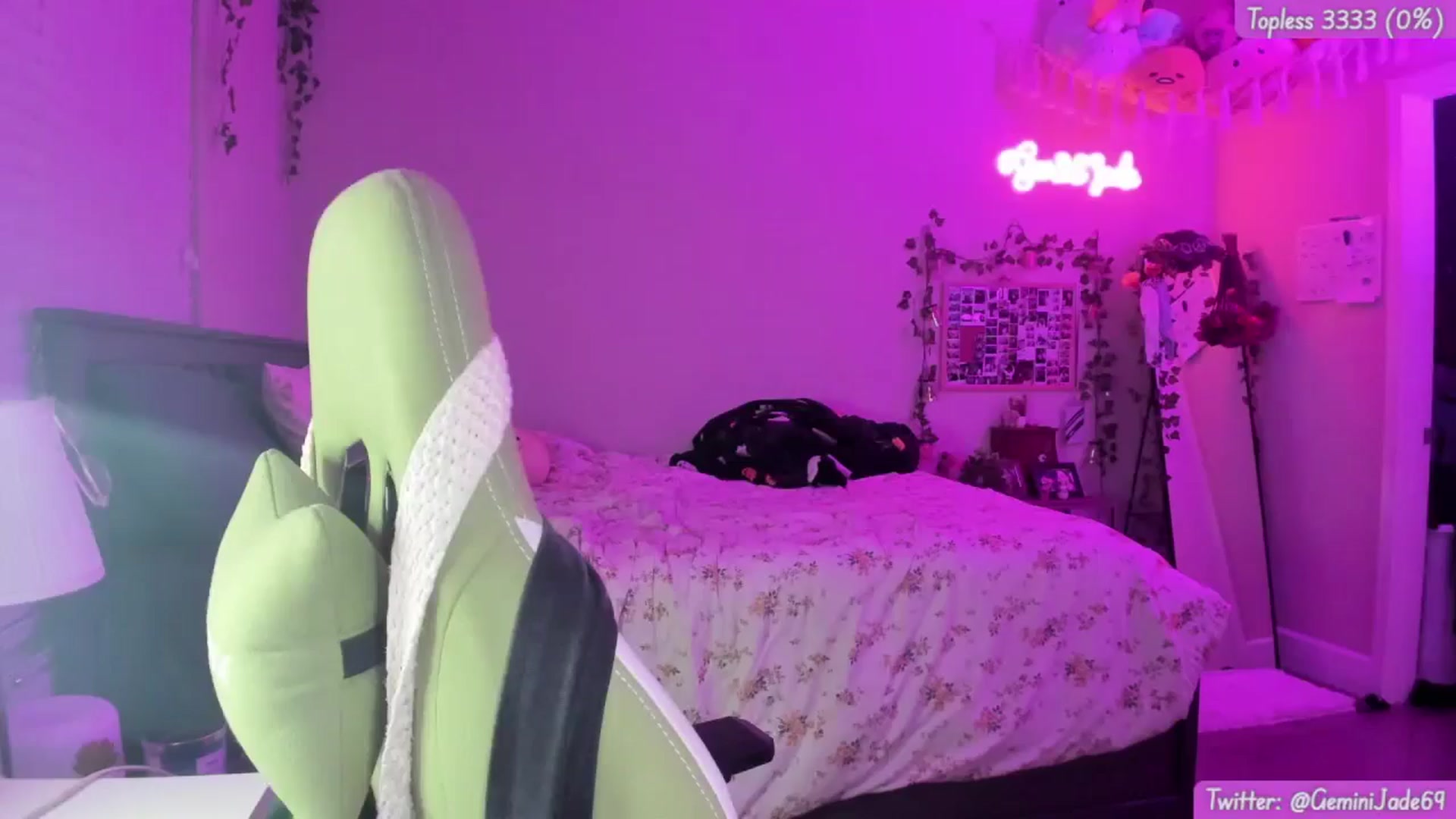 Gallery image thumbnail from GeminiJade69's myfreecams stream on, 07/02/2024, 07:10 image 1 of 20
