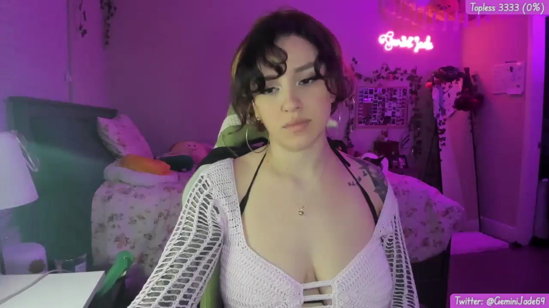 Gallery image thumbnail from GeminiJade69's myfreecams stream on, 07/02/2024, 07:10 image 3 of 20