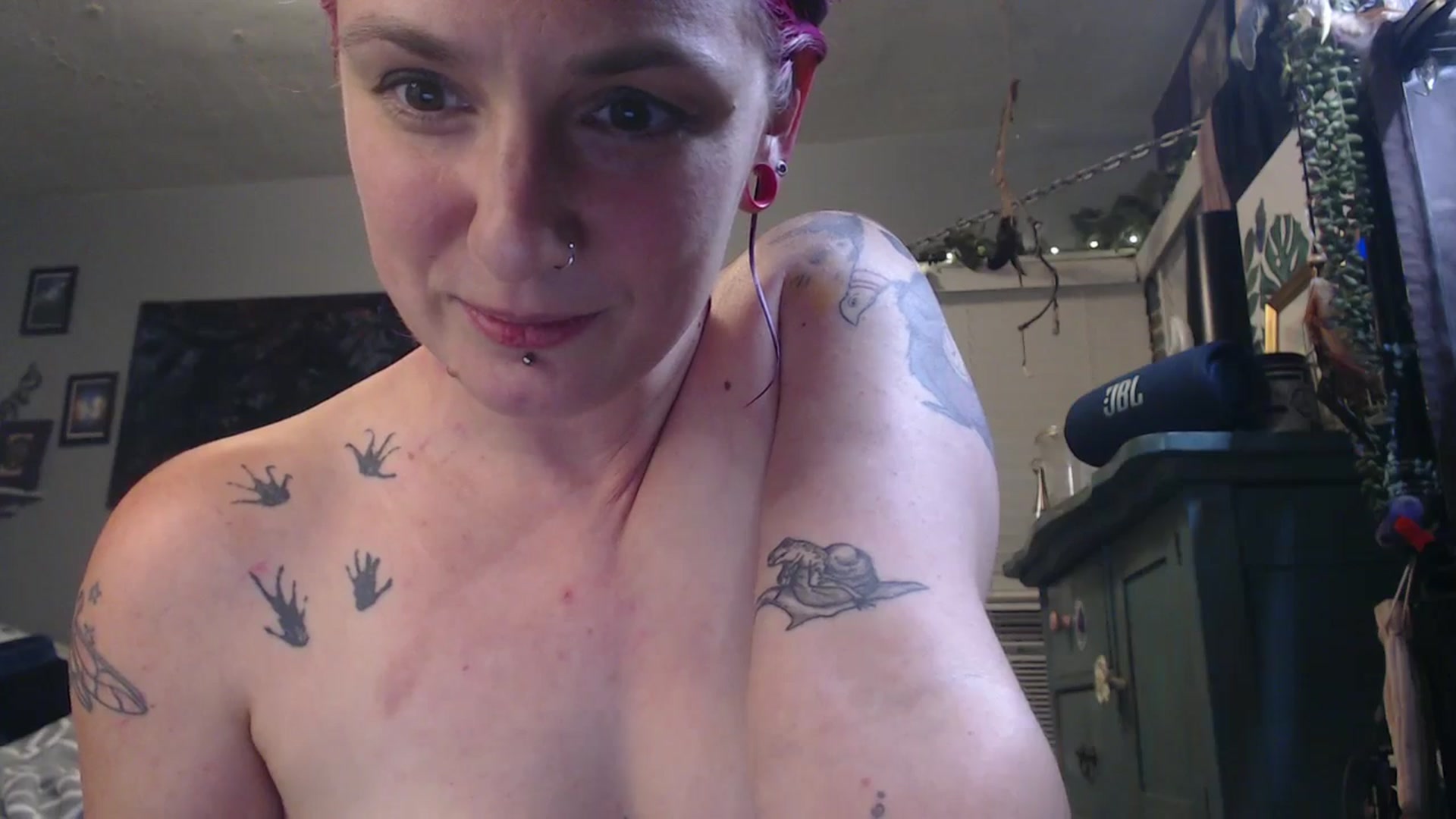 Gallery image thumbnail from GemmaFlame's myfreecams stream on, 07/03/2024, 06:35 image 7 of 20