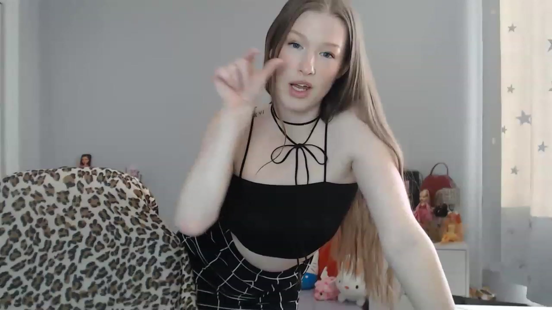 Gallery image thumbnail from GemmaMinx's myfreecams stream on, 01/26/2023, 21:04 image 17 of 20