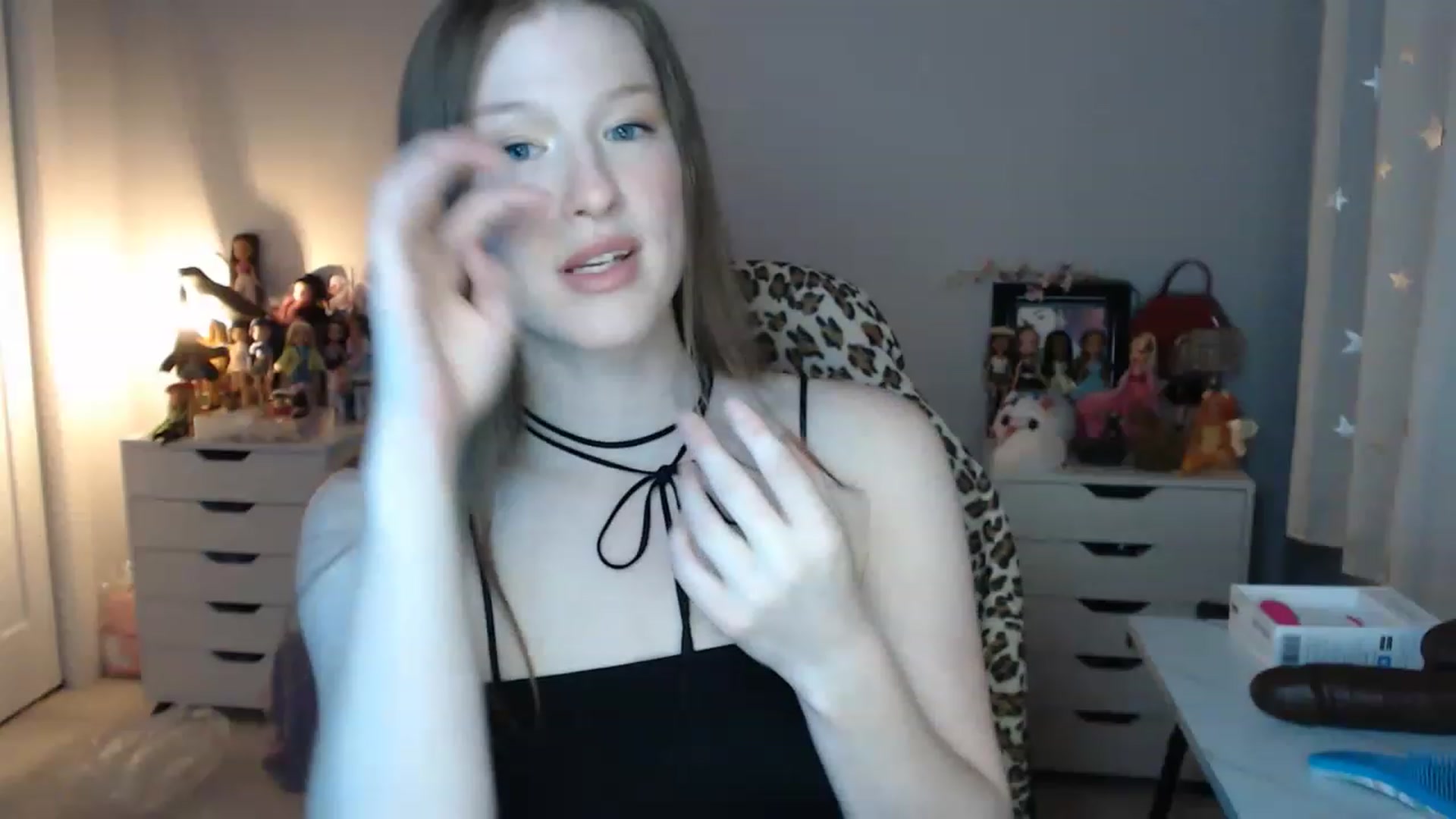Gallery image thumbnail from GemmaMinx's myfreecams stream on, 01/26/2023, 23:08 image 12 of 20