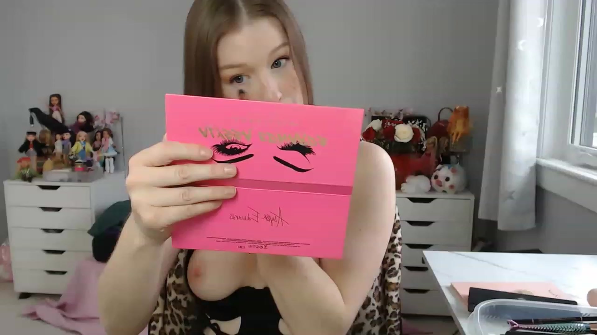 Gallery image thumbnail from GemmaMinx's myfreecams stream on, 02/15/2023, 19:05 image 4 of 20