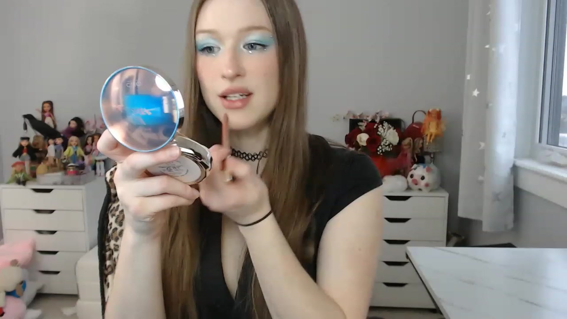 Gallery image thumbnail from GemmaMinx's myfreecams stream on, 02/18/2023, 22:49 image 2 of 20