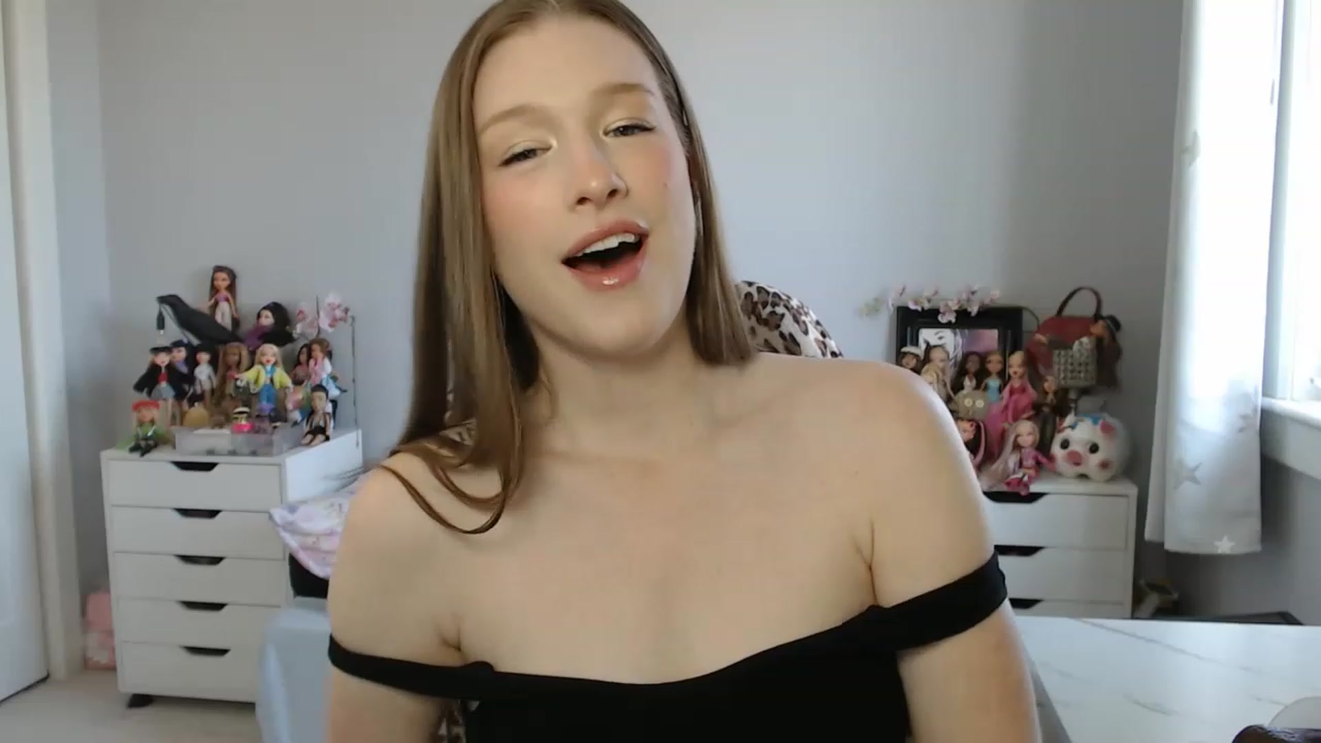 Gallery image thumbnail from GemmaMinx's myfreecams stream on, 05/26/2023, 17:57 image 10 of 20