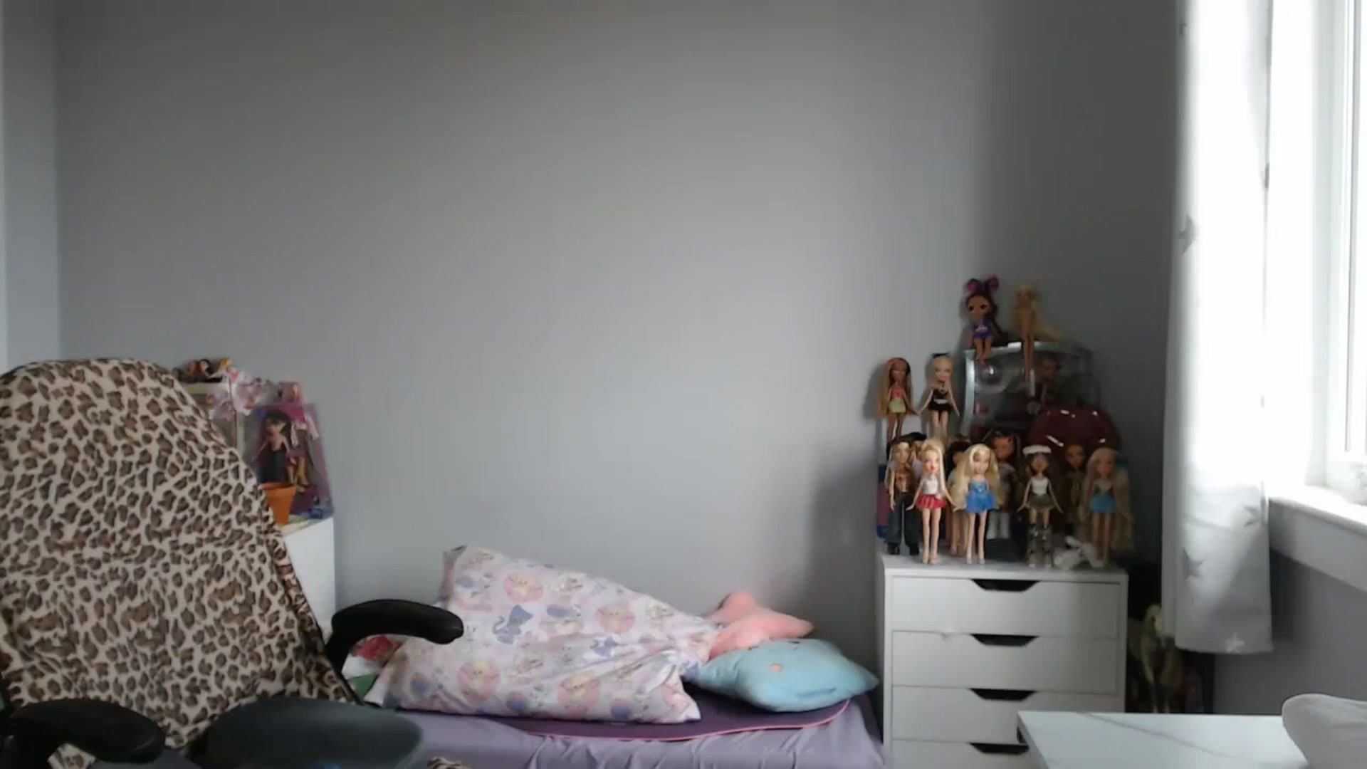 Gallery image thumbnail from GemmaMinx's myfreecams stream on, 09/26/2023, 17:13 image 12 of 20