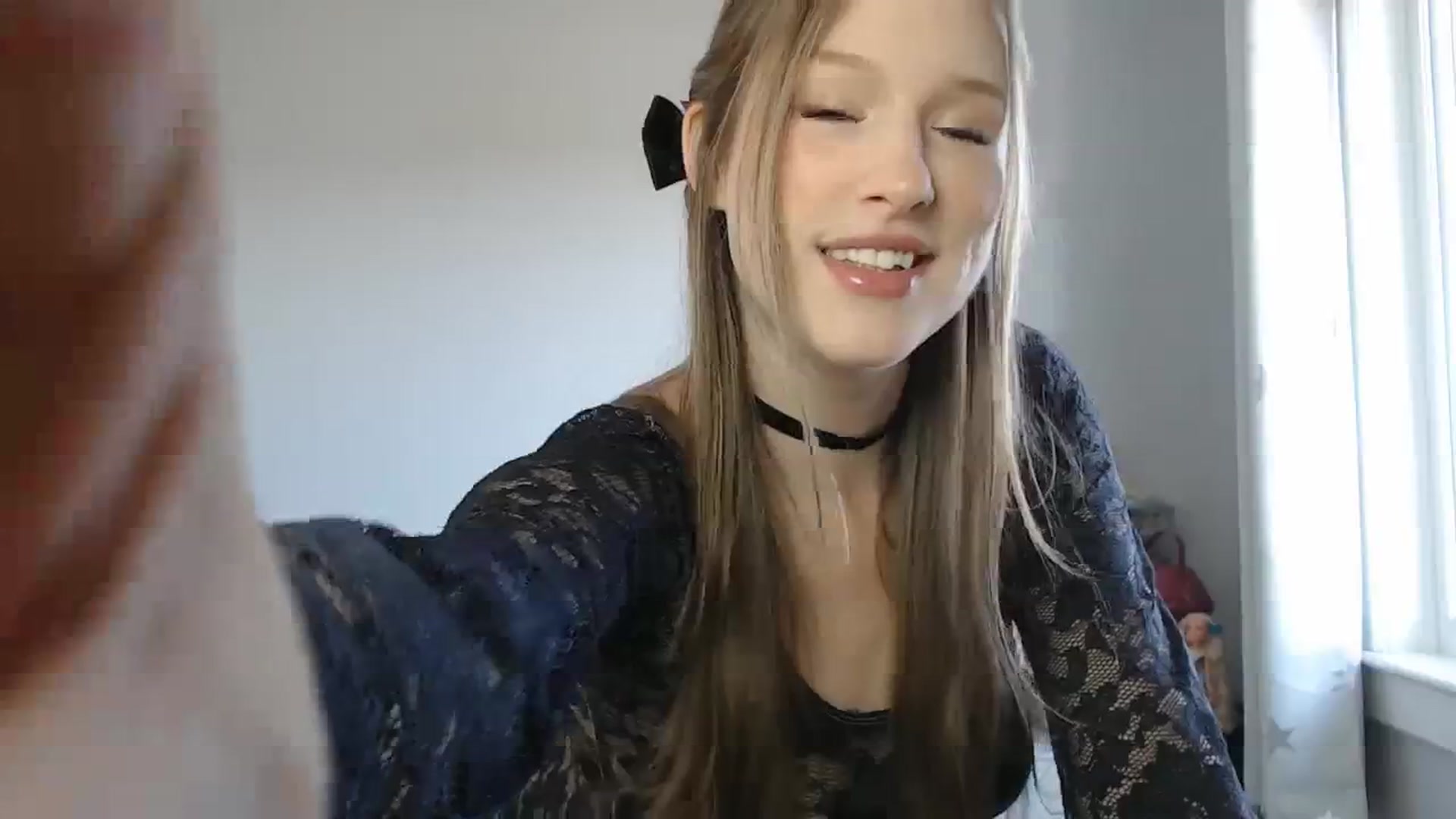 Gallery image thumbnail from GemmaMinx's myfreecams stream on, 10/12/2023, 17:03 image 2 of 20
