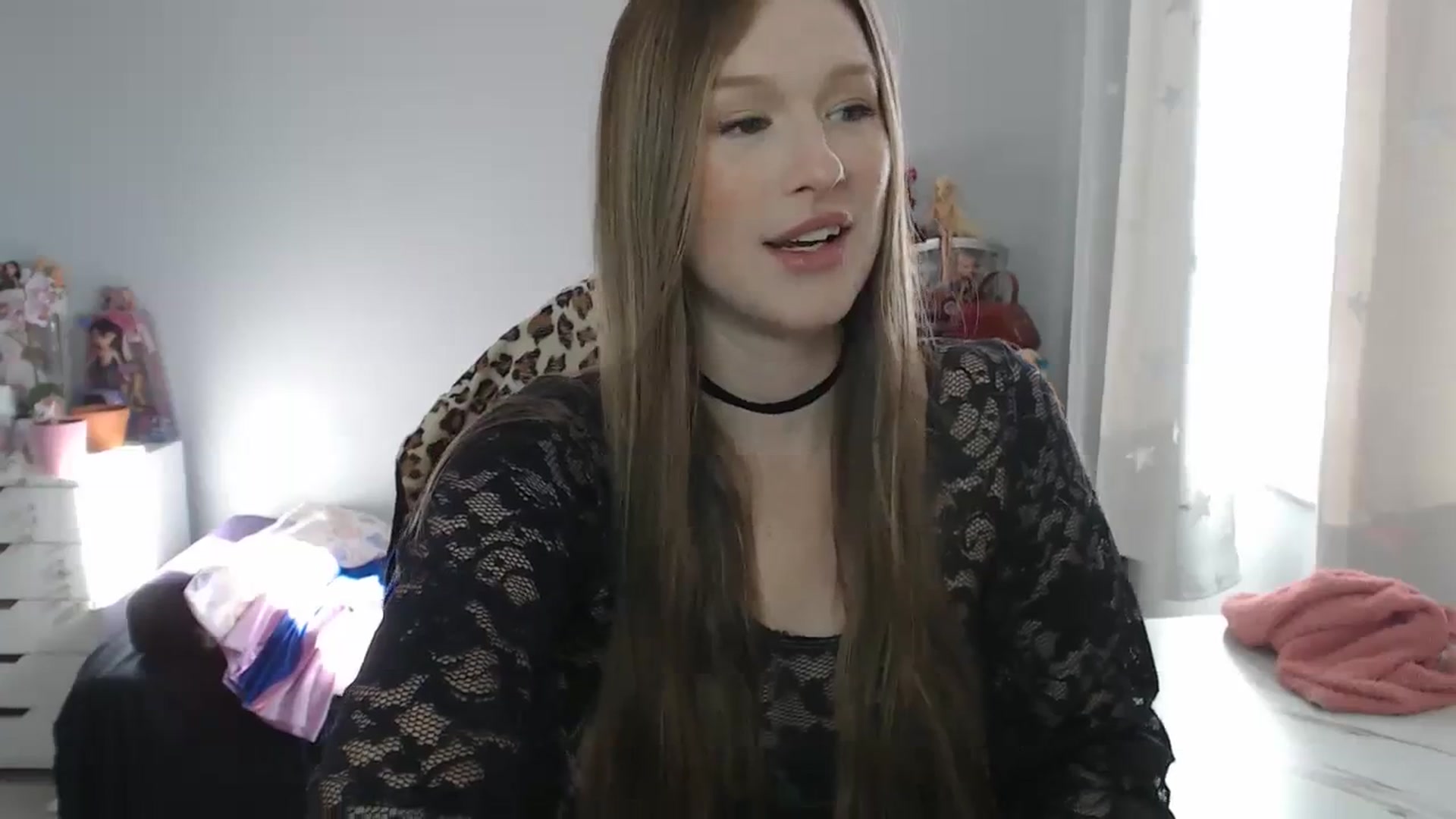 Gallery image thumbnail from GemmaMinx's myfreecams stream on, 10/12/2023, 19:25 image 20 of 20