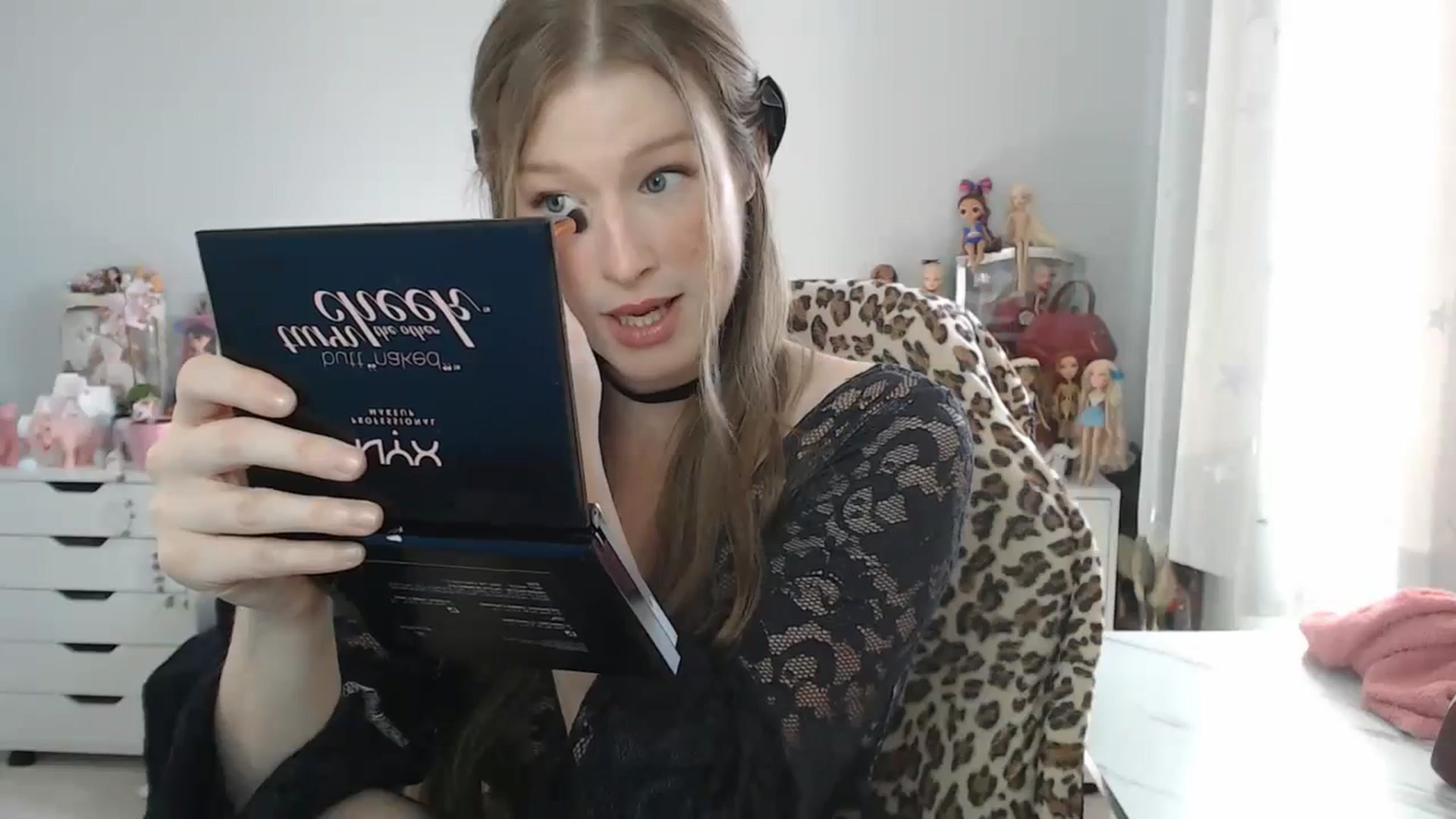 Gallery image thumbnail from GemmaMinx's myfreecams stream on, 10/12/2023, 19:25 image 9 of 20