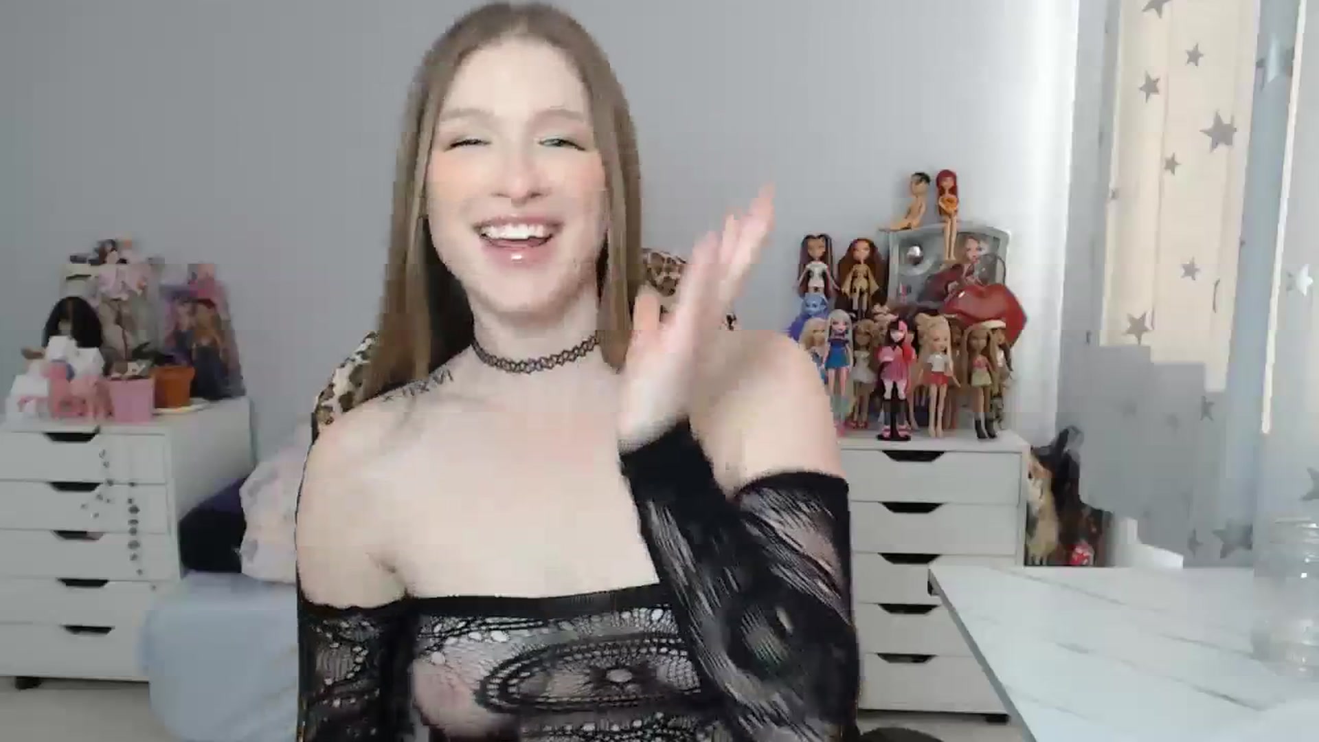Gallery image thumbnail from GemmaMinx's myfreecams stream on, 11/20/2023, 20:27 image 11 of 20