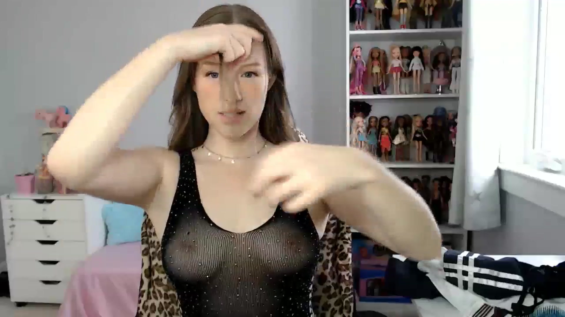 Gallery image thumbnail from GemmaMinx's myfreecams stream on, 01/23/2024, 18:19 image 8 of 20