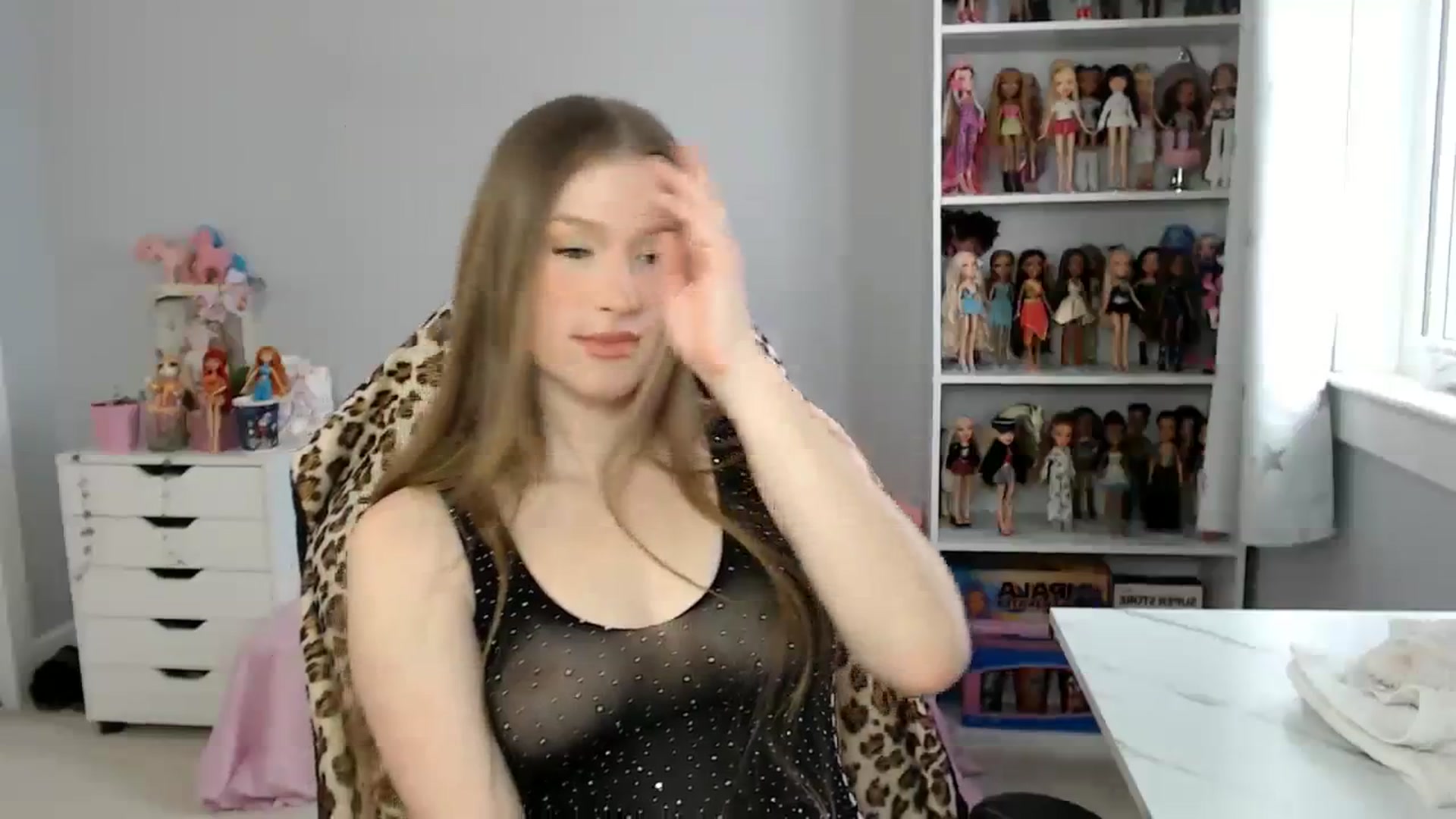 Gallery image thumbnail from GemmaMinx's myfreecams stream on, 01/23/2024, 20:13 image 2 of 20