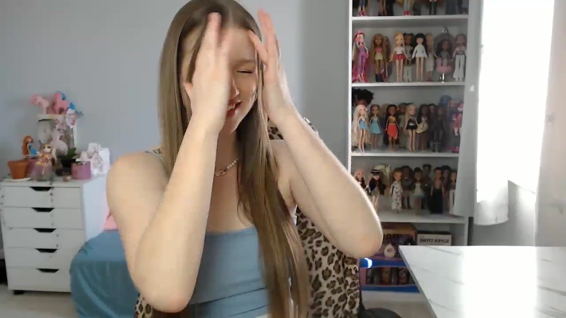 Gallery image thumbnail from GemmaMinx's myfreecams stream on, 02/26/2024, 18:07 image 14 of 20
