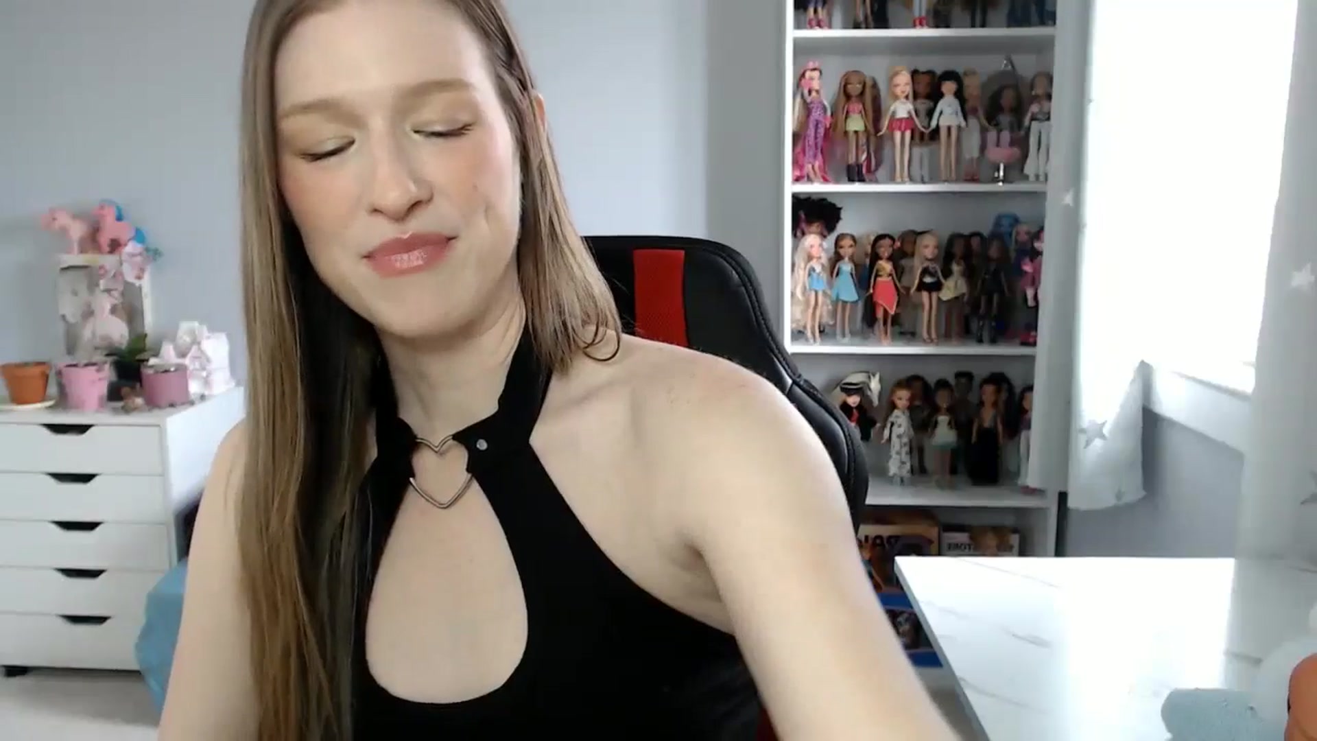 Gallery image thumbnail from GemmaMinx's myfreecams stream on, 05/13/2024, 16:24 image 20 of 20