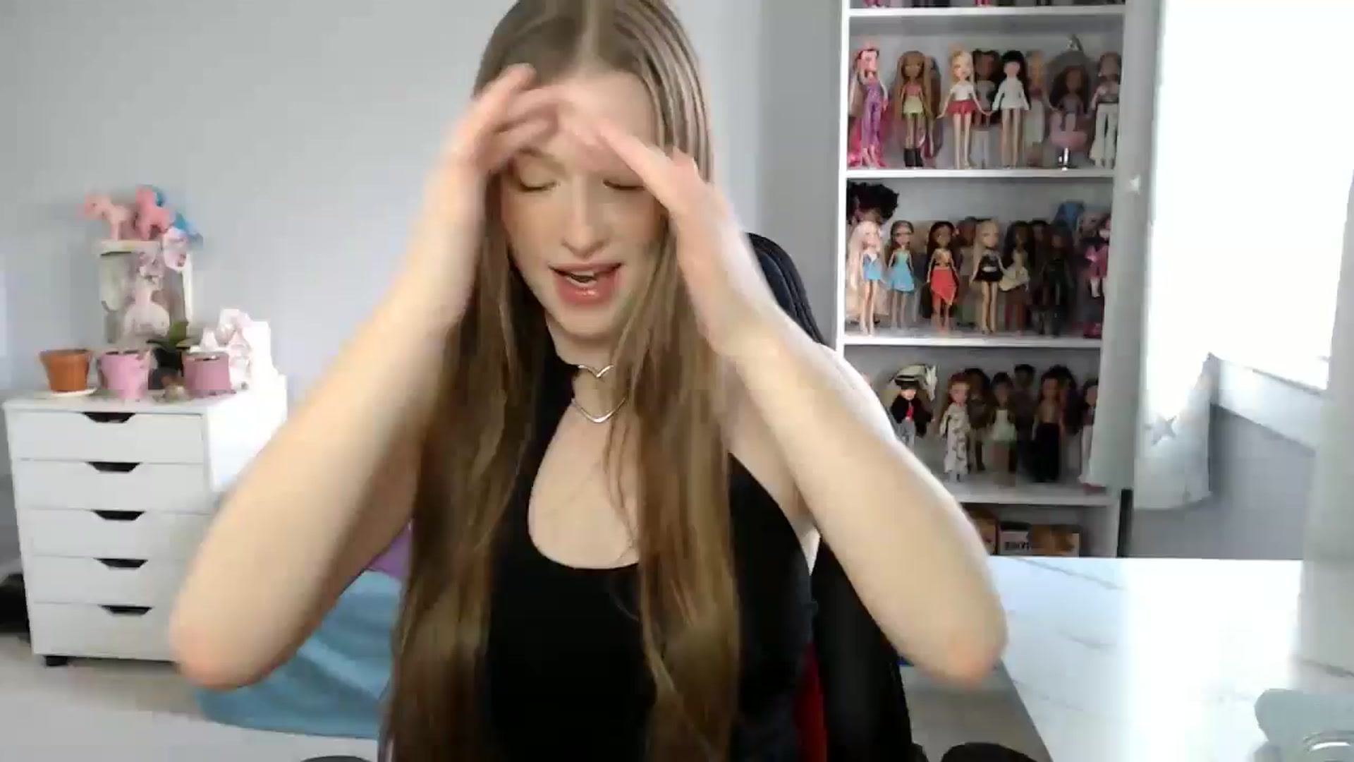 Gallery image thumbnail from GemmaMinx's myfreecams stream on, 05/13/2024, 16:24 image 2 of 20