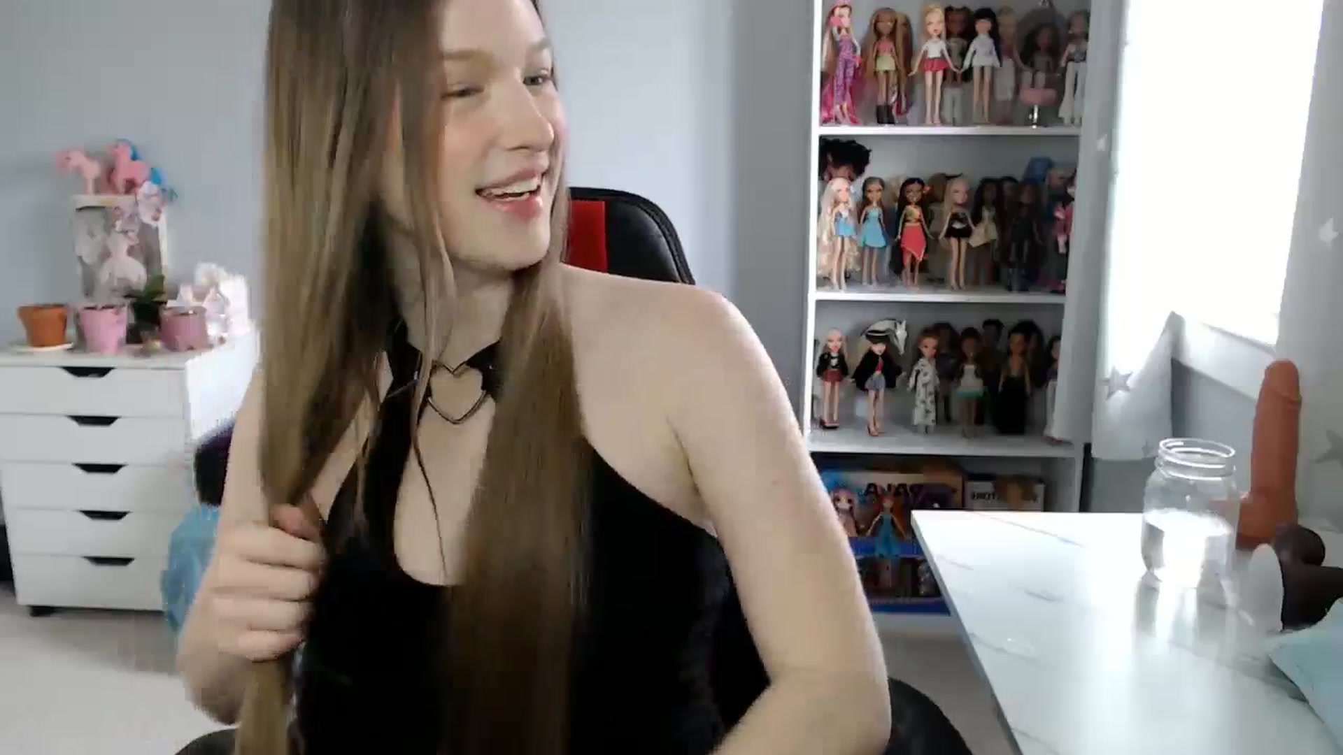 Gallery image thumbnail from GemmaMinx's myfreecams stream on, 05/13/2024, 18:25 image 2 of 20