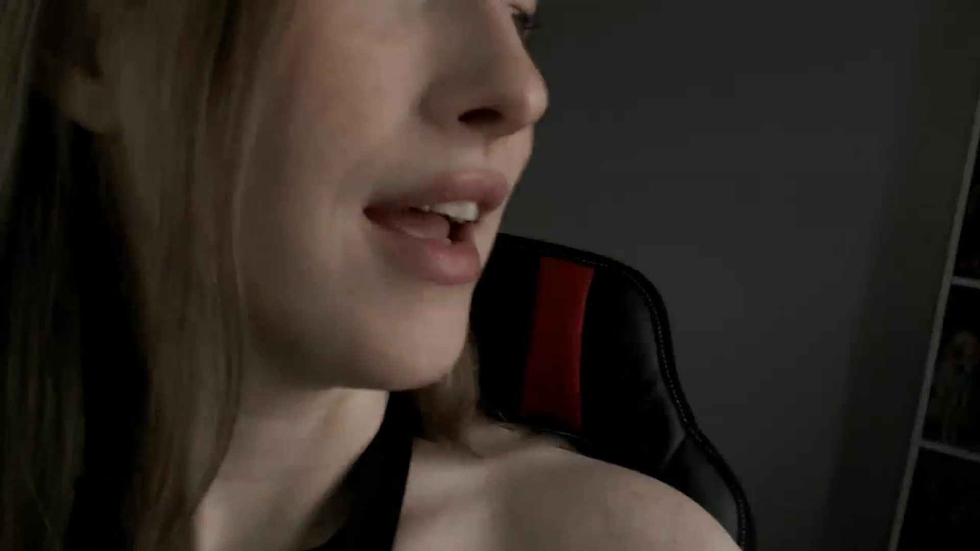 Gallery image thumbnail from GemmaMinx's myfreecams stream on, 05/13/2024, 22:41 image 19 of 20