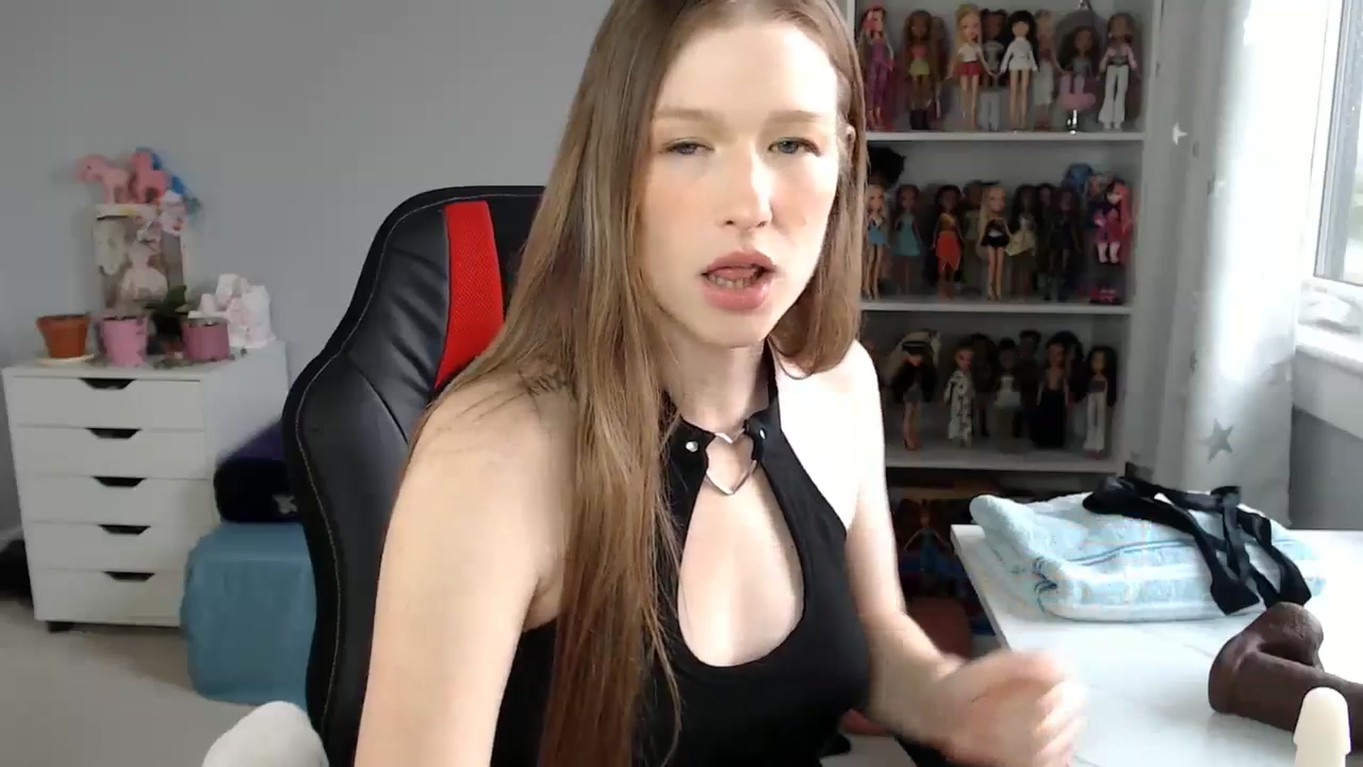 Gallery image thumbnail from GemmaMinx's myfreecams stream on, 05/13/2024, 22:41 image 12 of 20