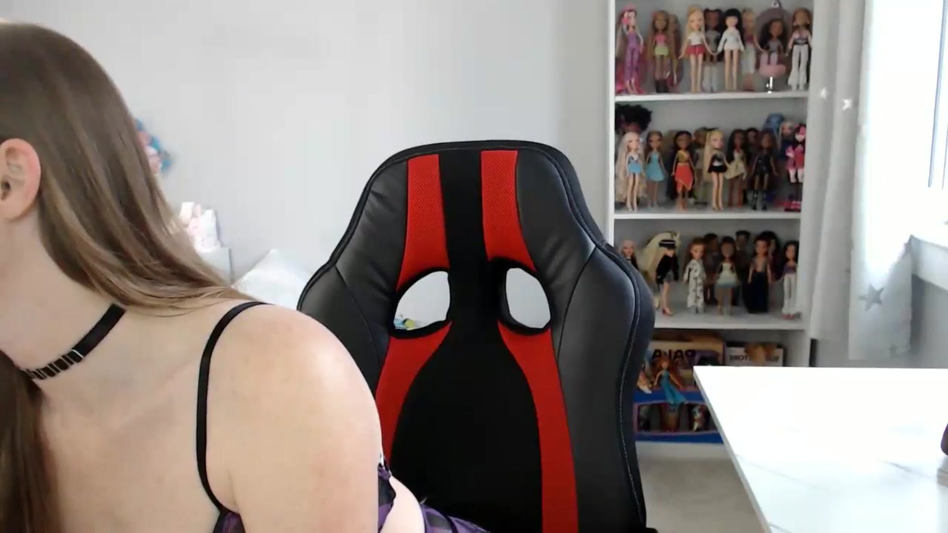 Gallery image thumbnail from GemmaMinx's myfreecams stream on, 06/29/2024, 21:25 image 7 of 20