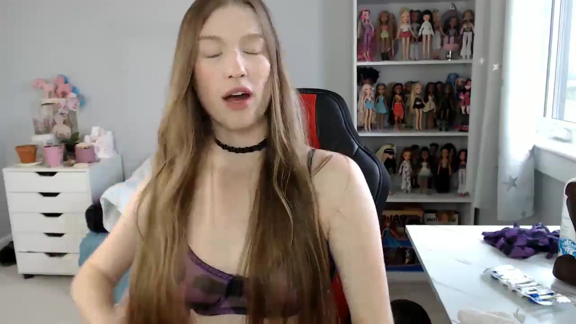 Gallery image thumbnail from GemmaMinx's myfreecams stream on, 06/29/2024, 22:09 image 9 of 20